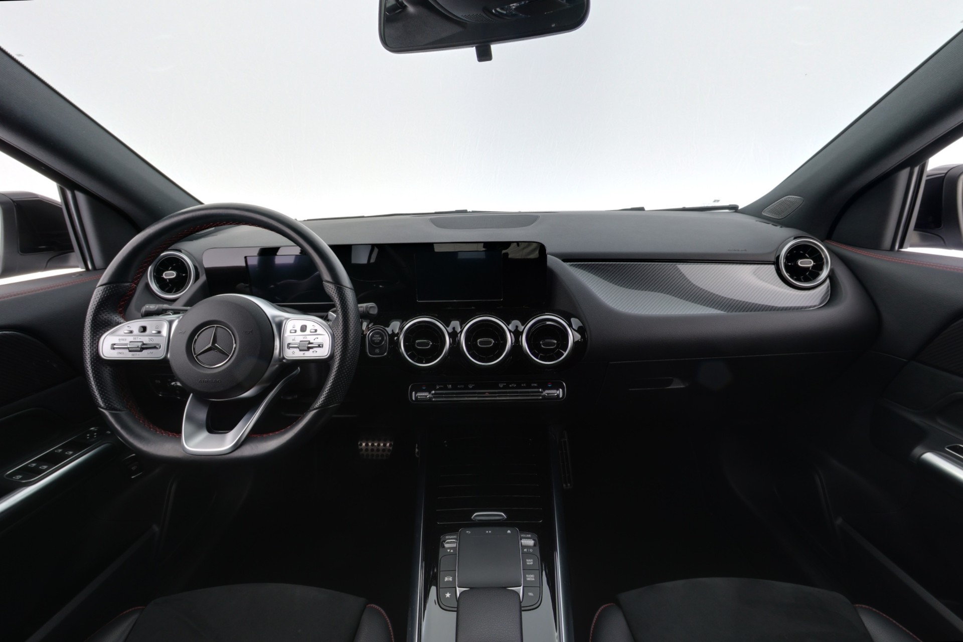 Mercedes-Benz GLA 2021