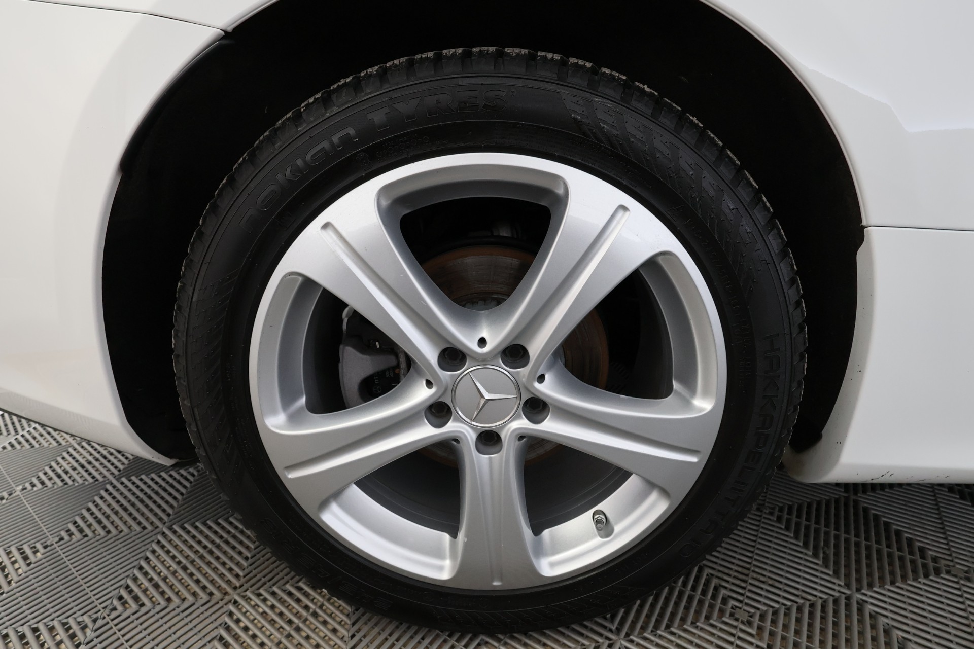 Mercedes-Benz E 2023