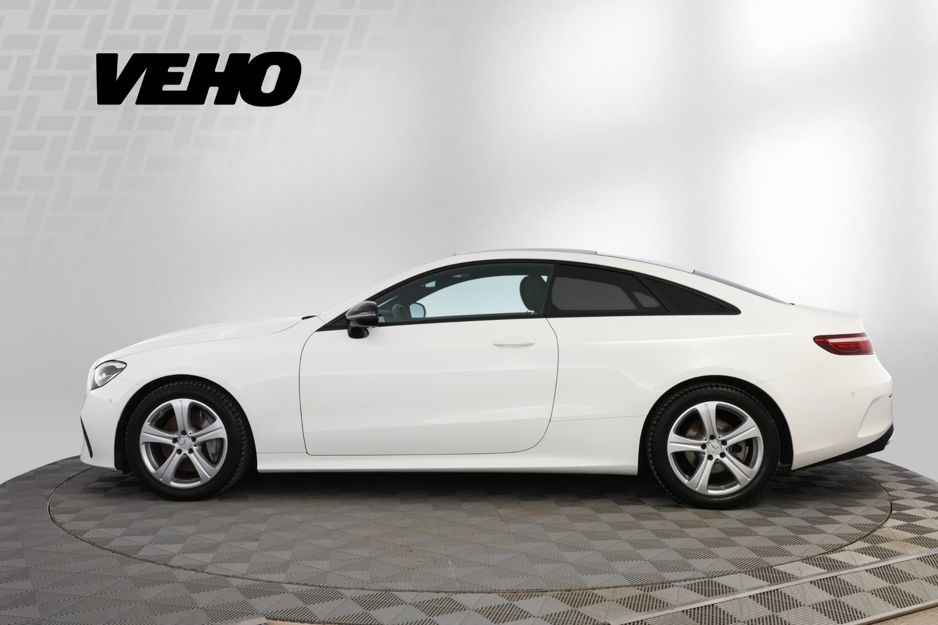 Mercedes-Benz E 2023