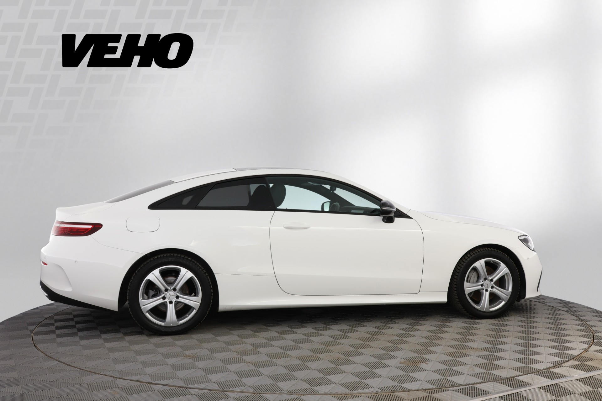 Mercedes-Benz E 2023