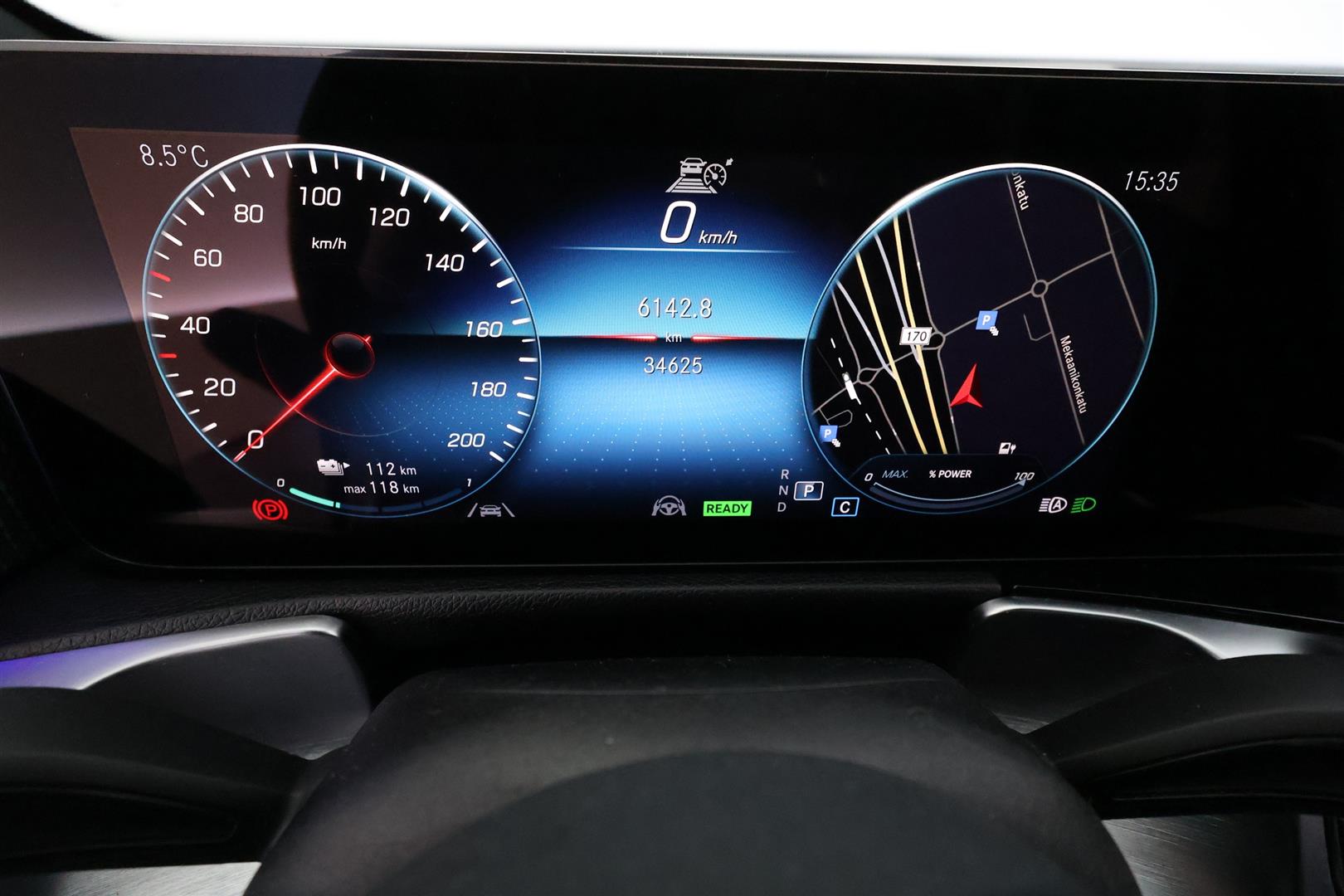 Mercedes-Benz EQB 2023