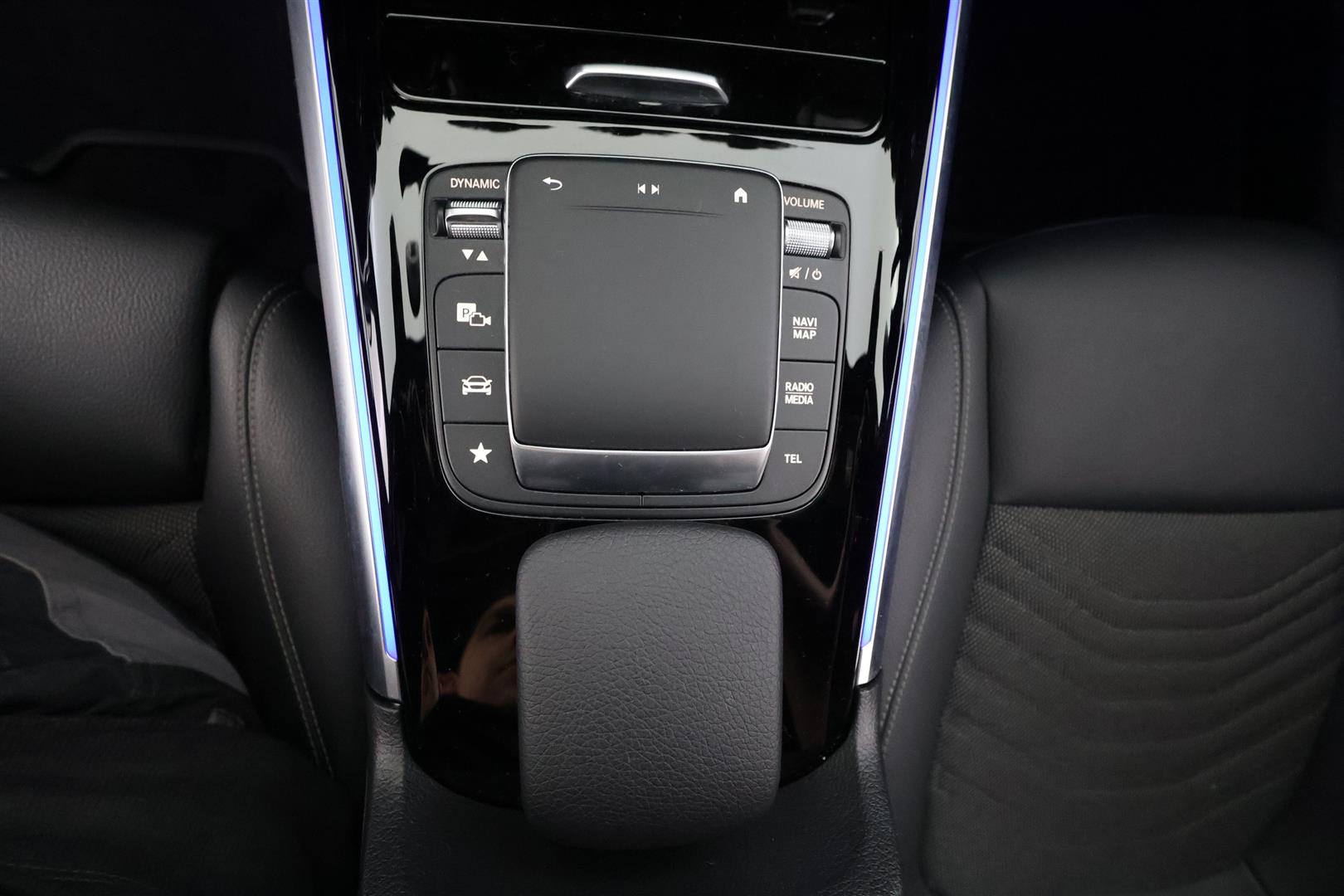 Mercedes-Benz EQB 2023