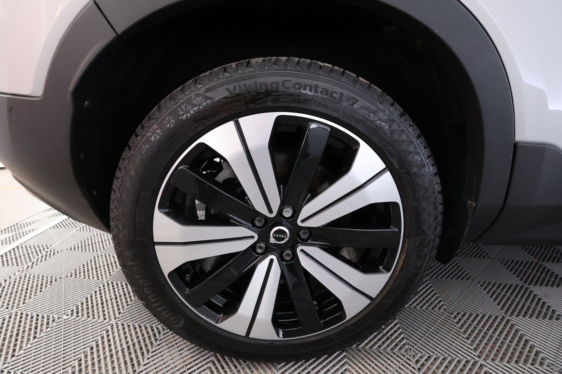 Volvo C40 2023