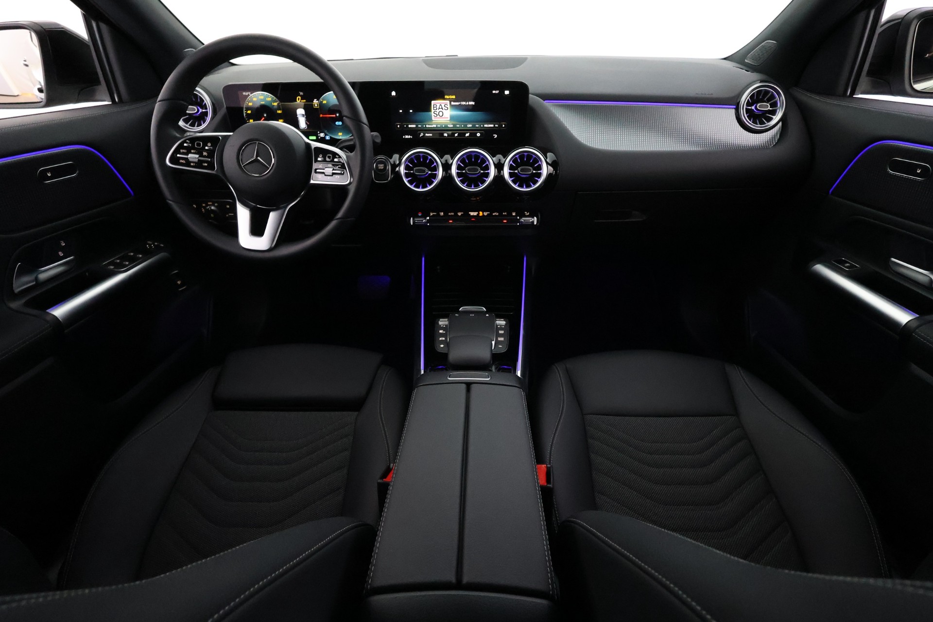 Mercedes-Benz EQA 2023