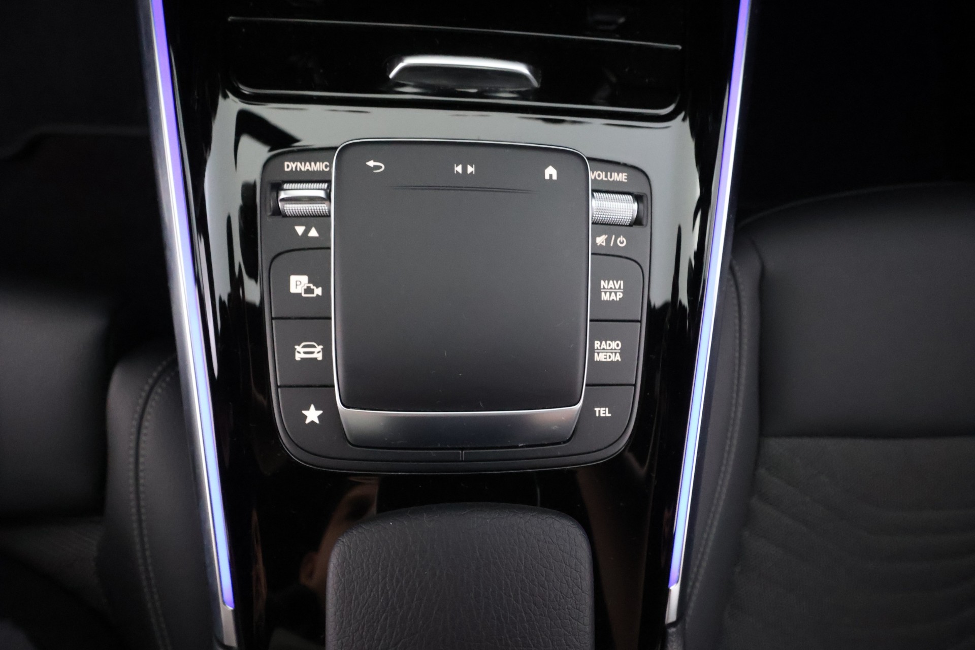 Mercedes-Benz EQA 2023