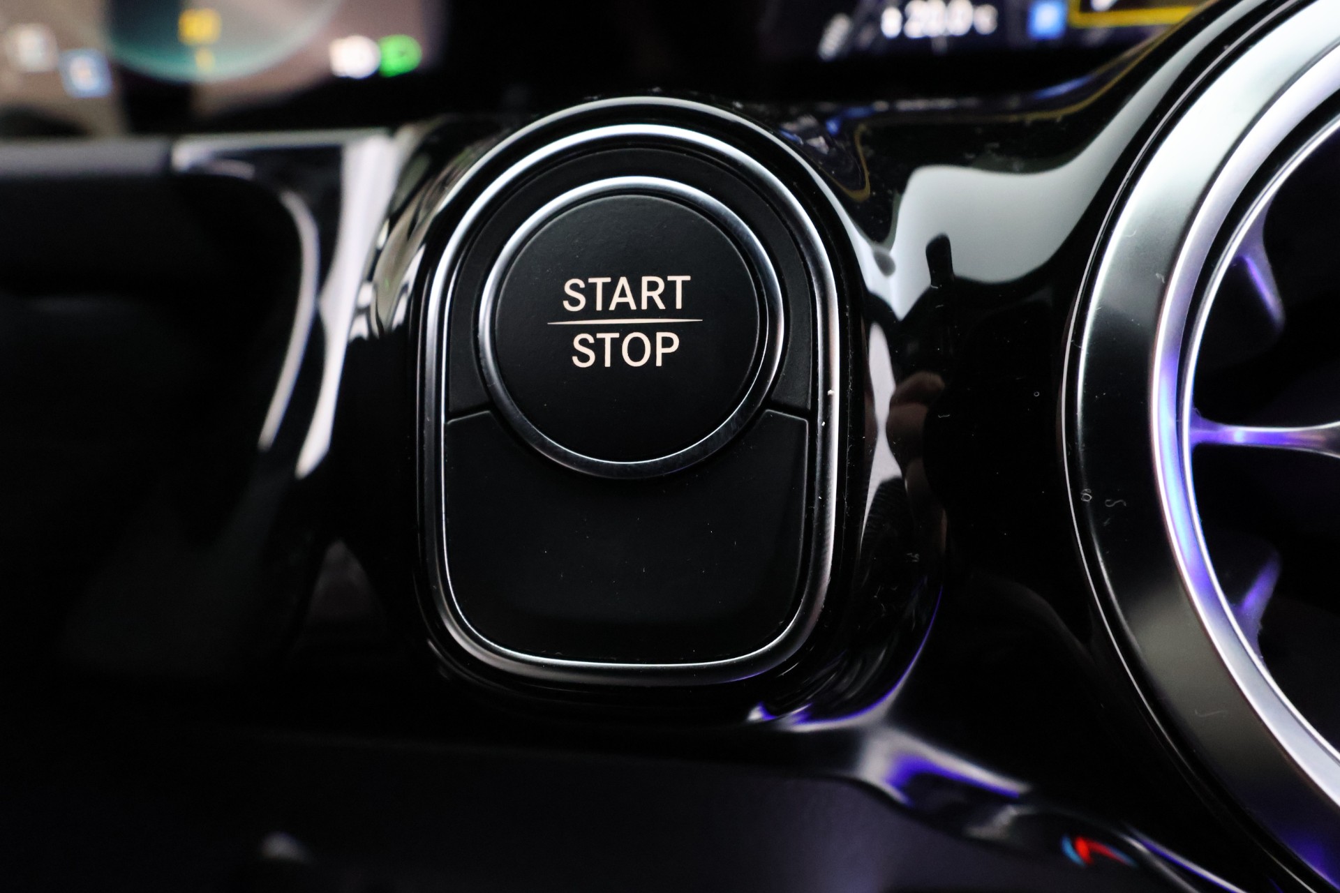 Mercedes-Benz EQA 2023