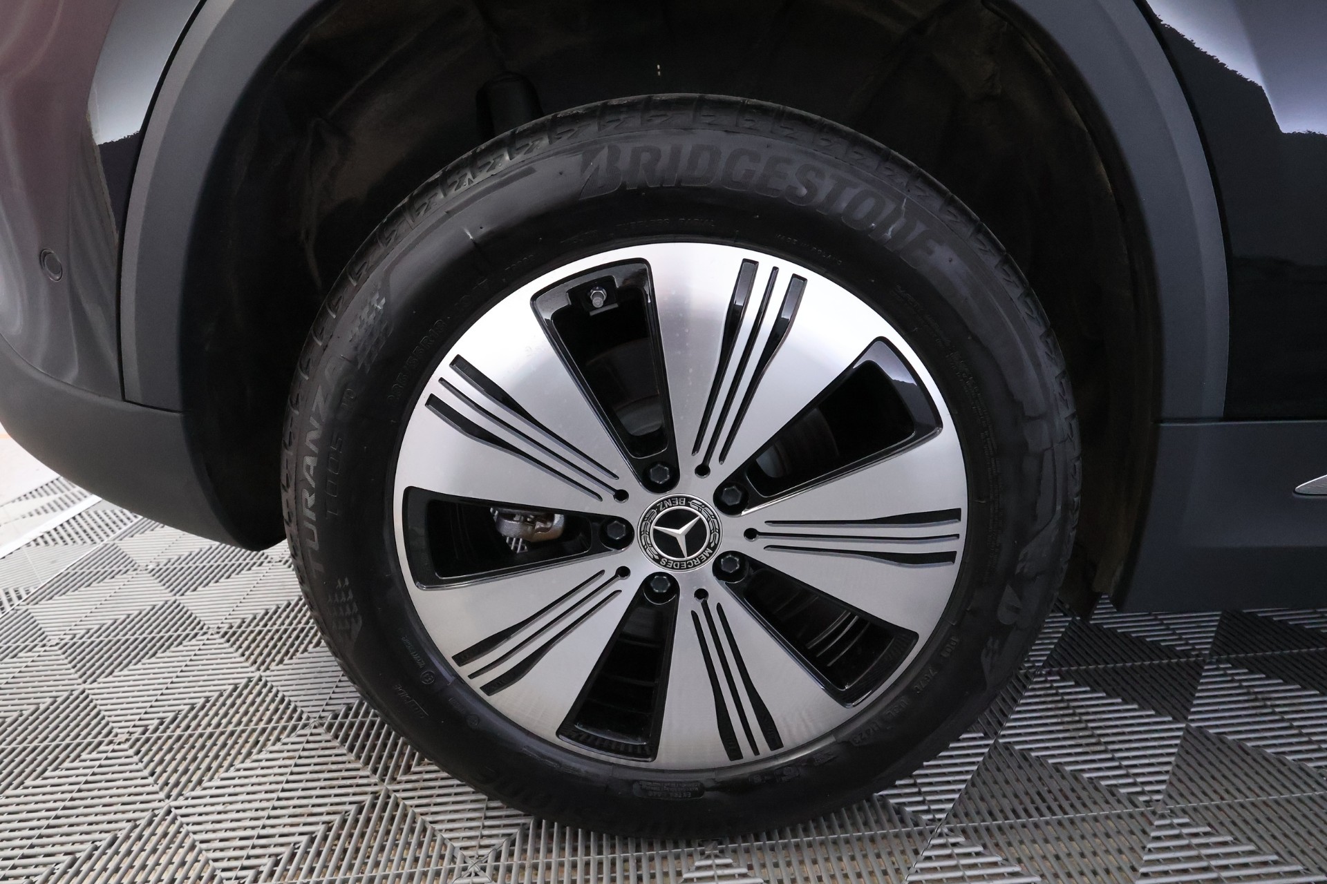 Mercedes-Benz EQA 2023