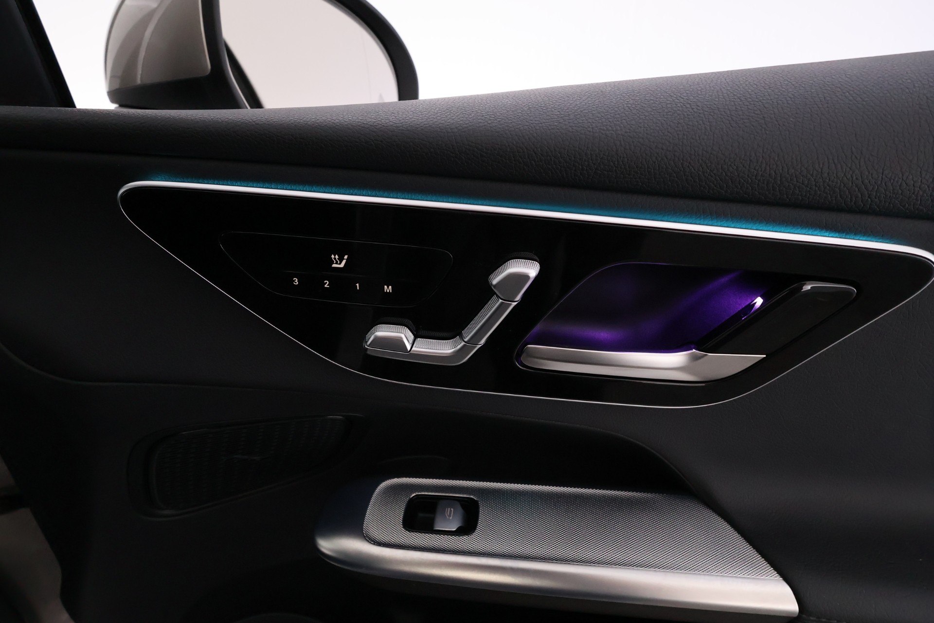 Mercedes-Benz GLC 2023