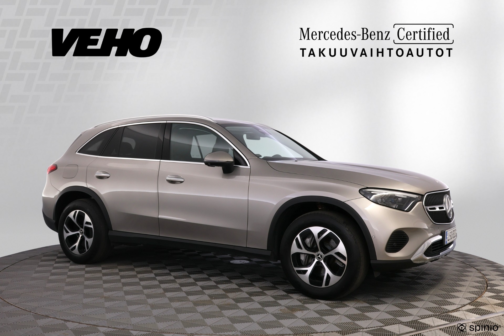 Mercedes-Benz GLC 2023