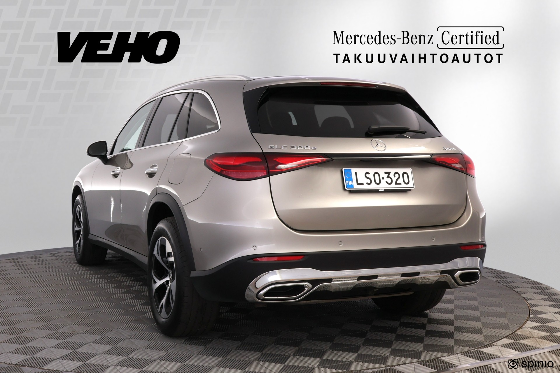 Mercedes-Benz GLC 2023