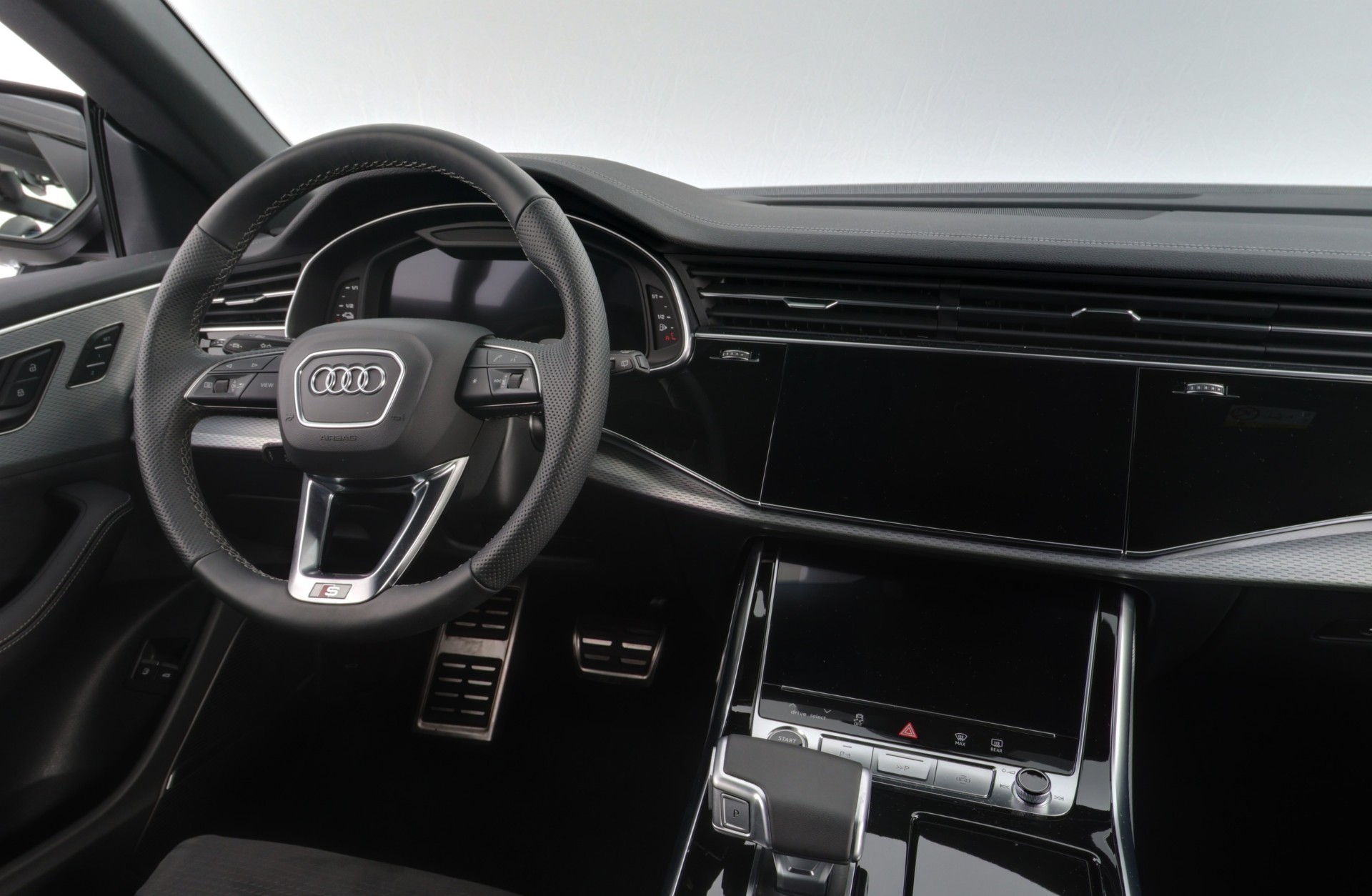 Audi Q8 2024