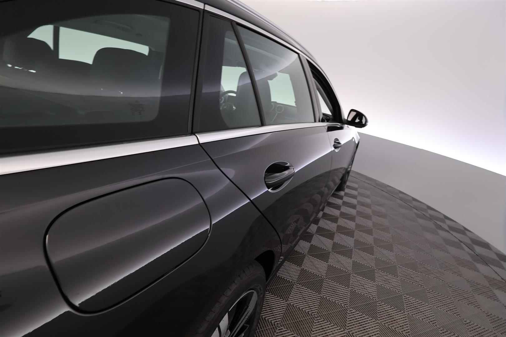 Mercedes-Benz C 2026