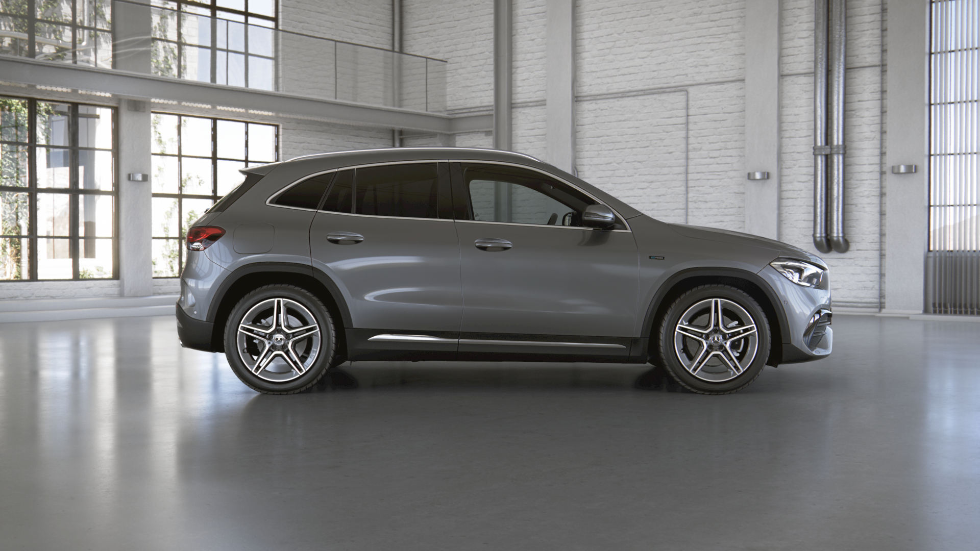 MERCEDES-BENZ GLA 2021