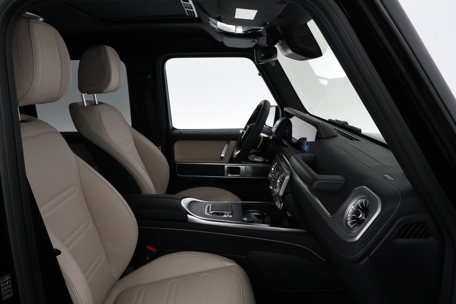 Mercedes-Benz G 2025