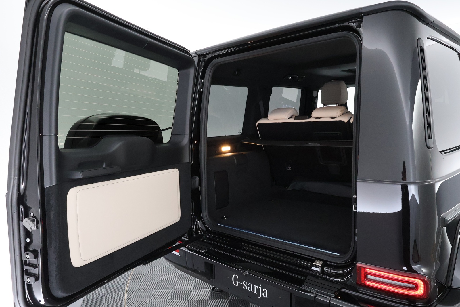 Mercedes-Benz G 2025