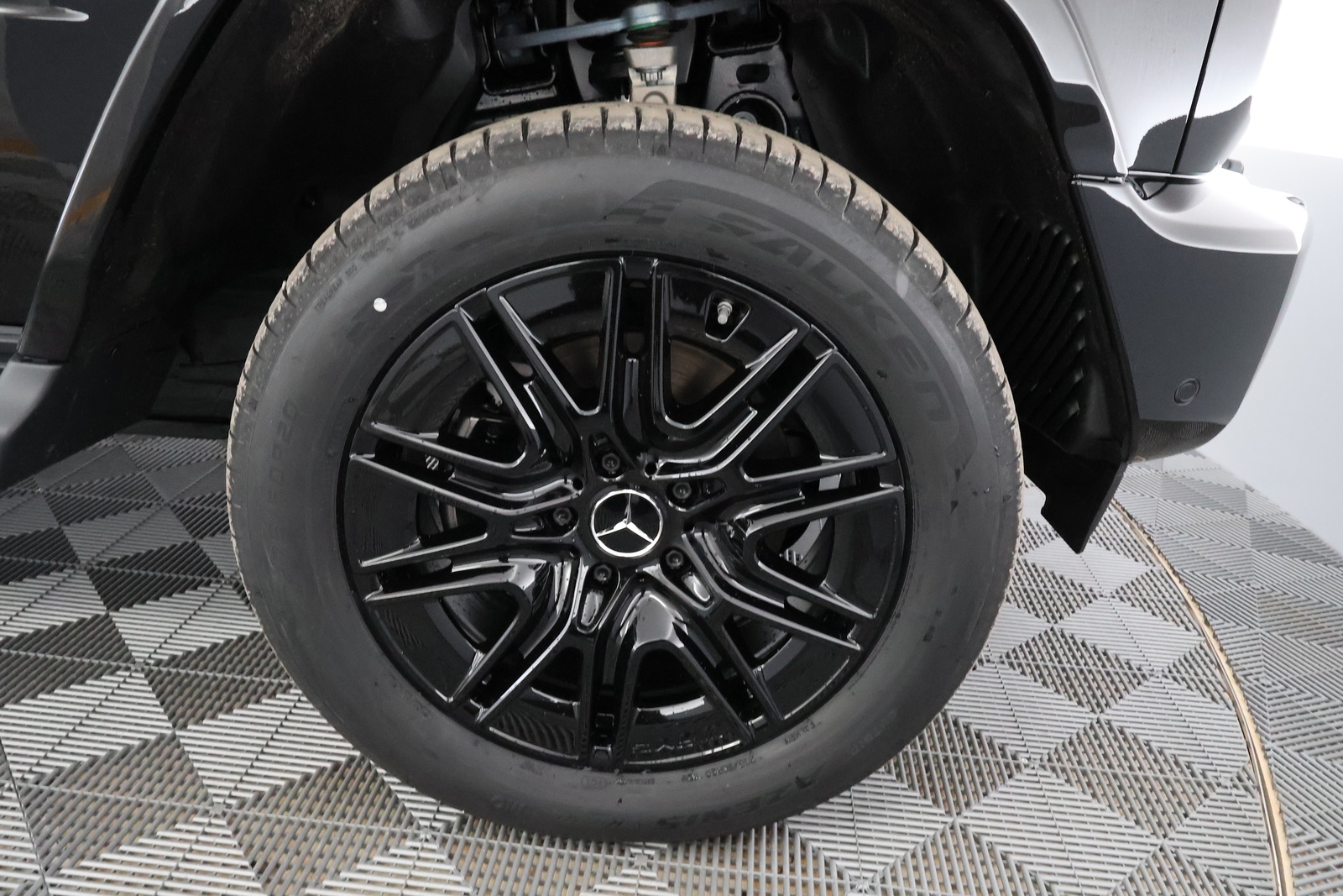 Mercedes-Benz G 2025