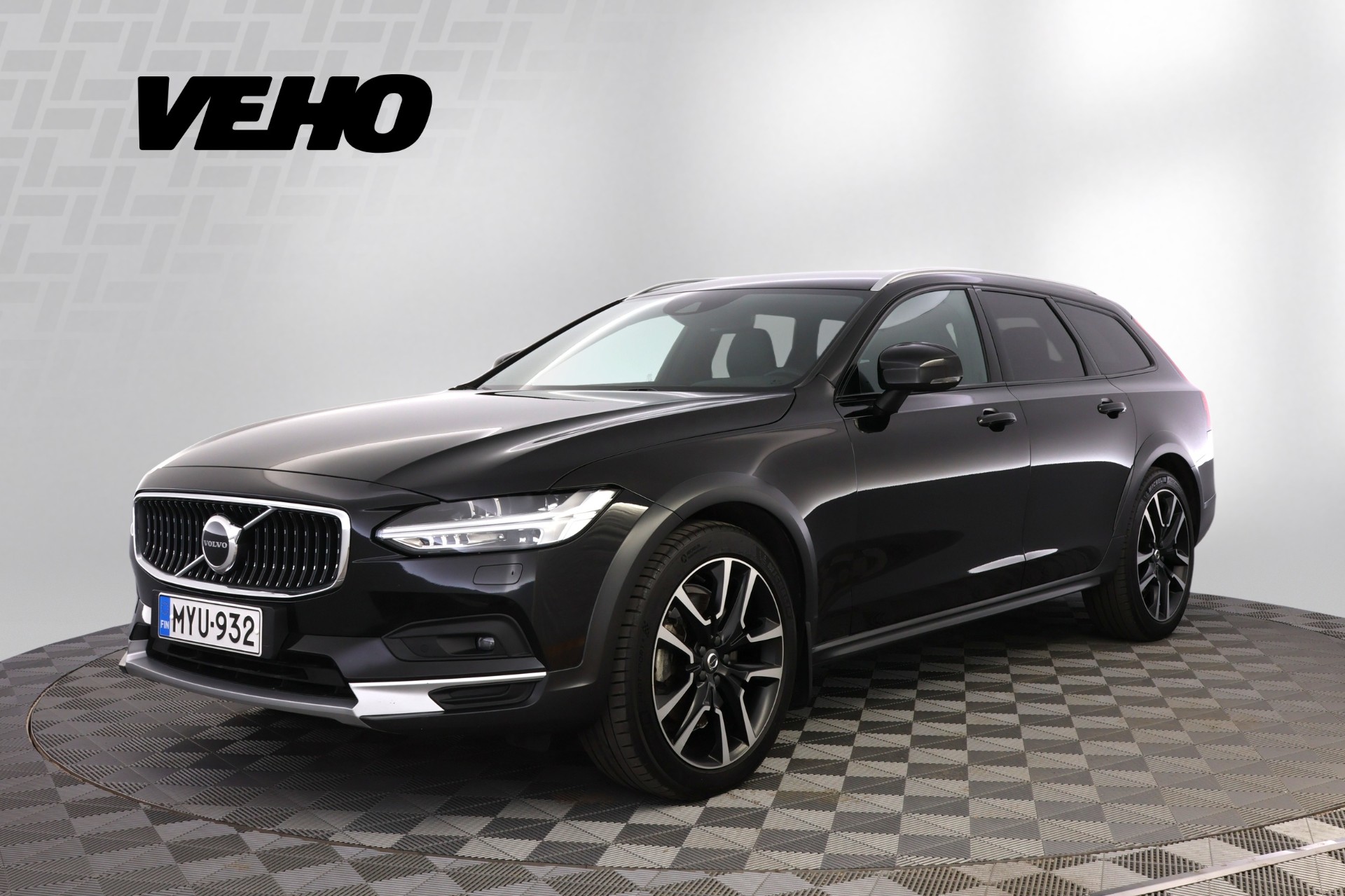 Volvo V90 Cross Country 2021