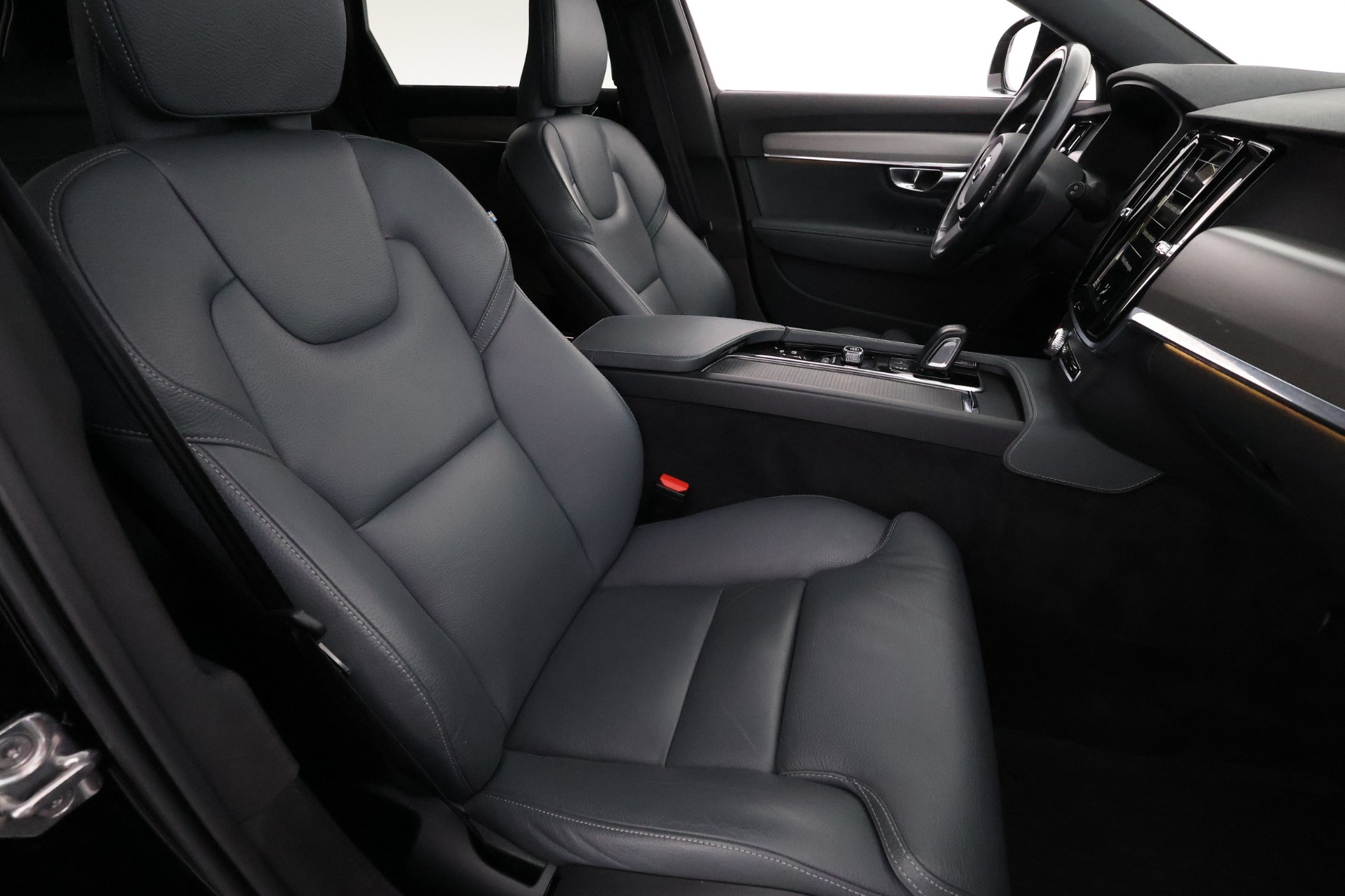 Volvo V90 Cross Country 2021