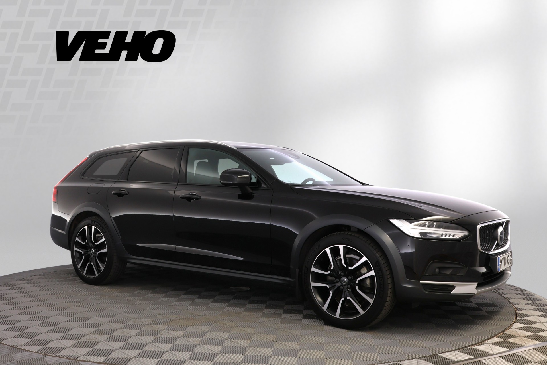 Volvo V90 Cross Country 2021