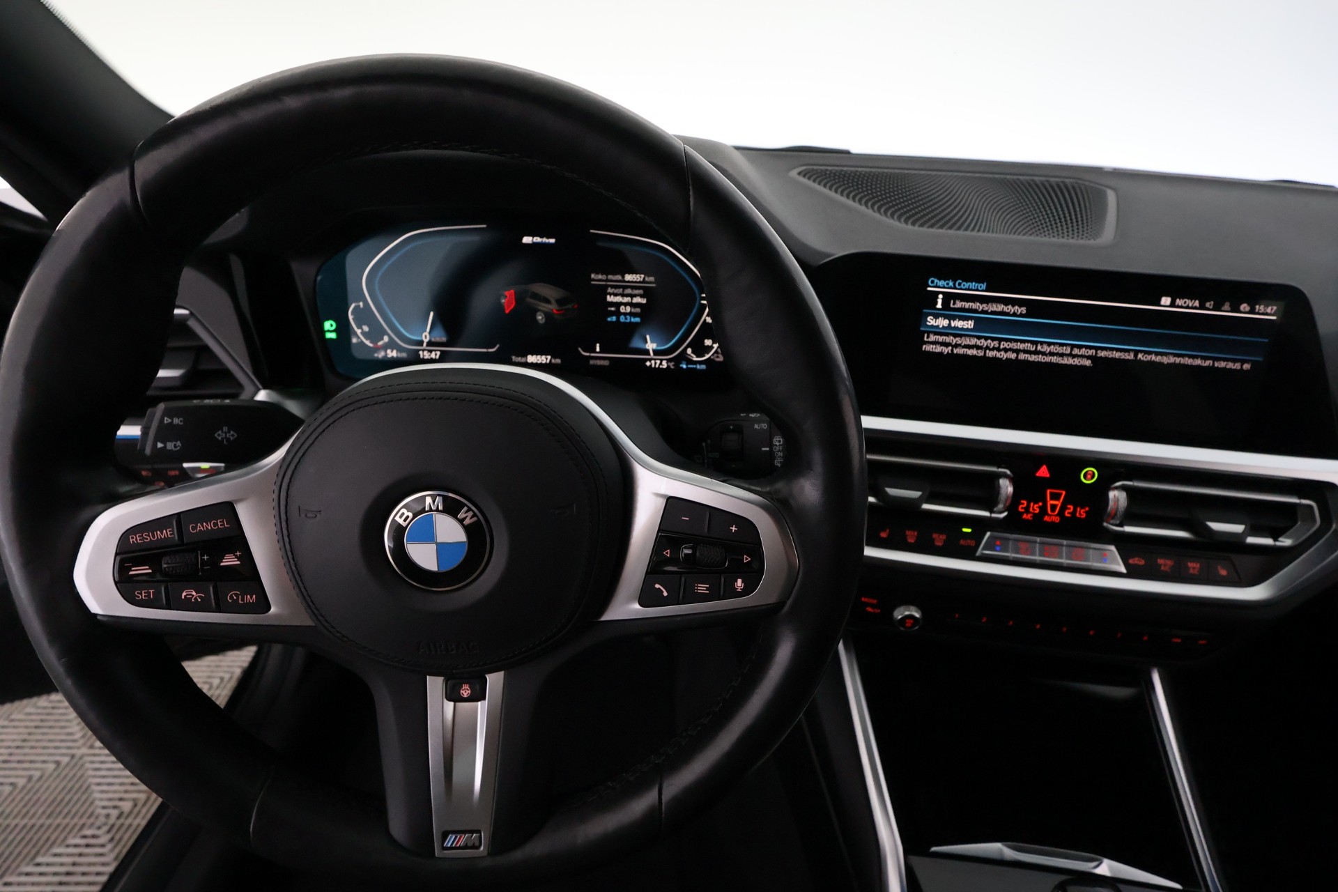 BMW 330 2021