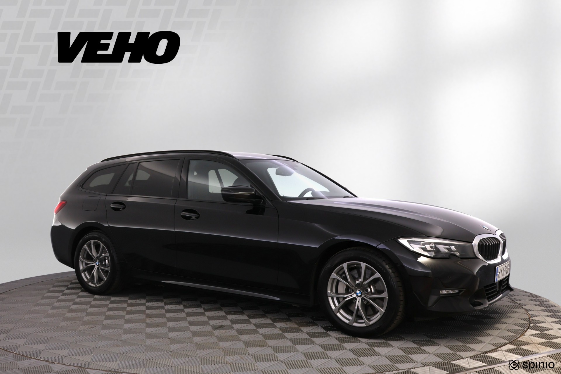 BMW 330 2021