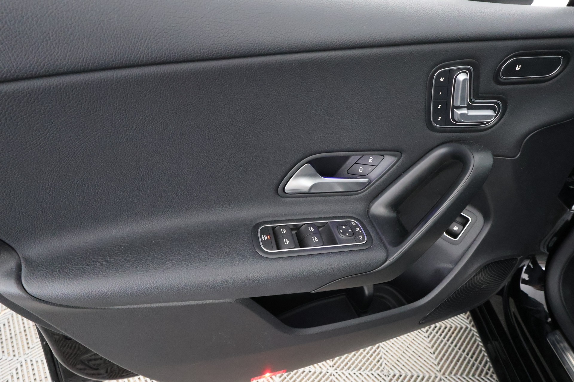 Mercedes-Benz A 2022