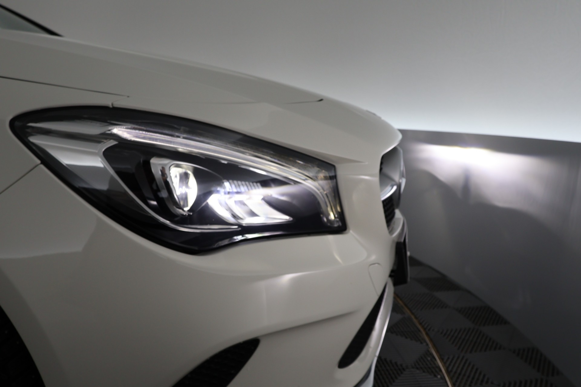 Mercedes-Benz CLA 2018