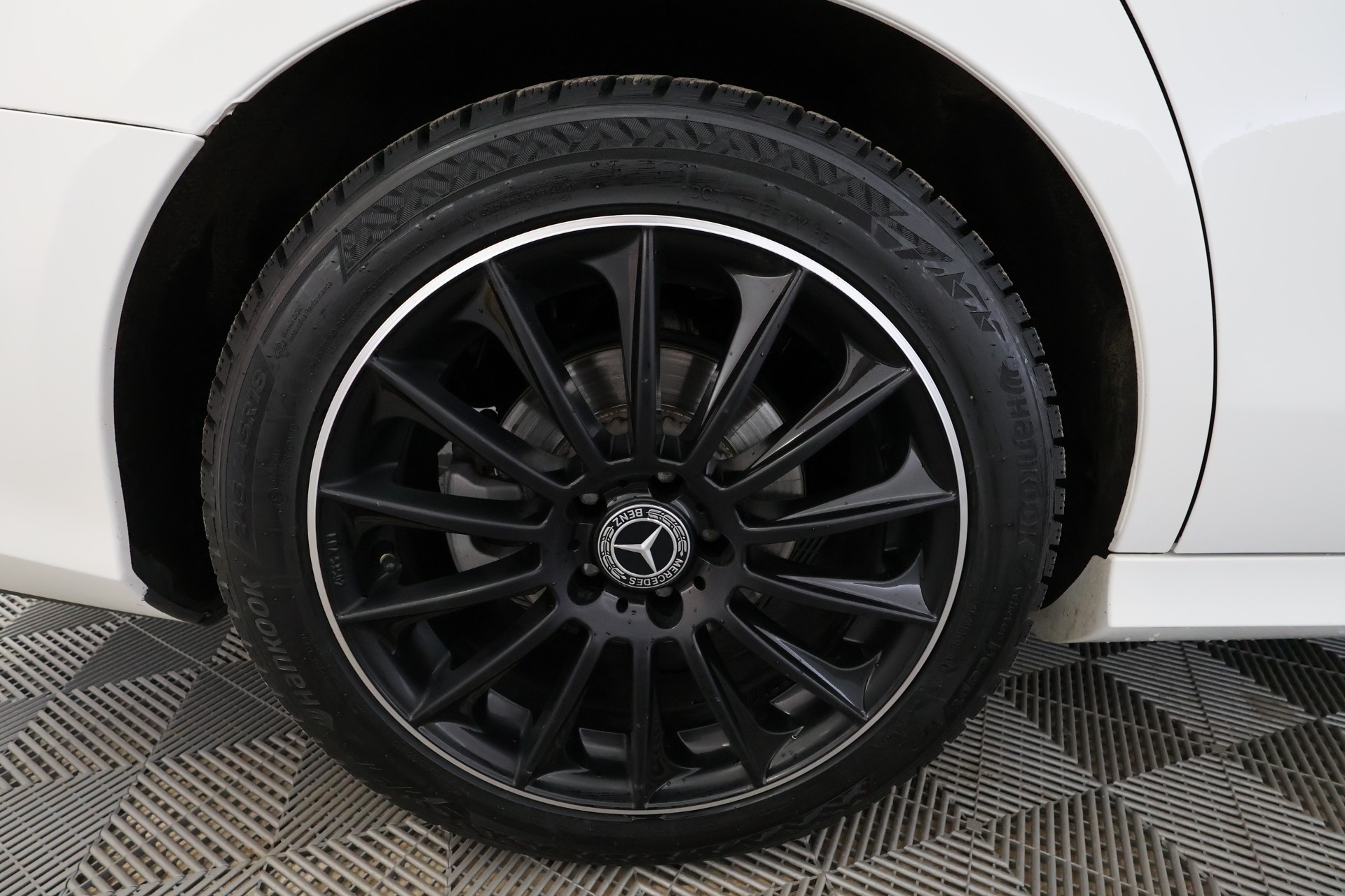 Mercedes-Benz E 2022