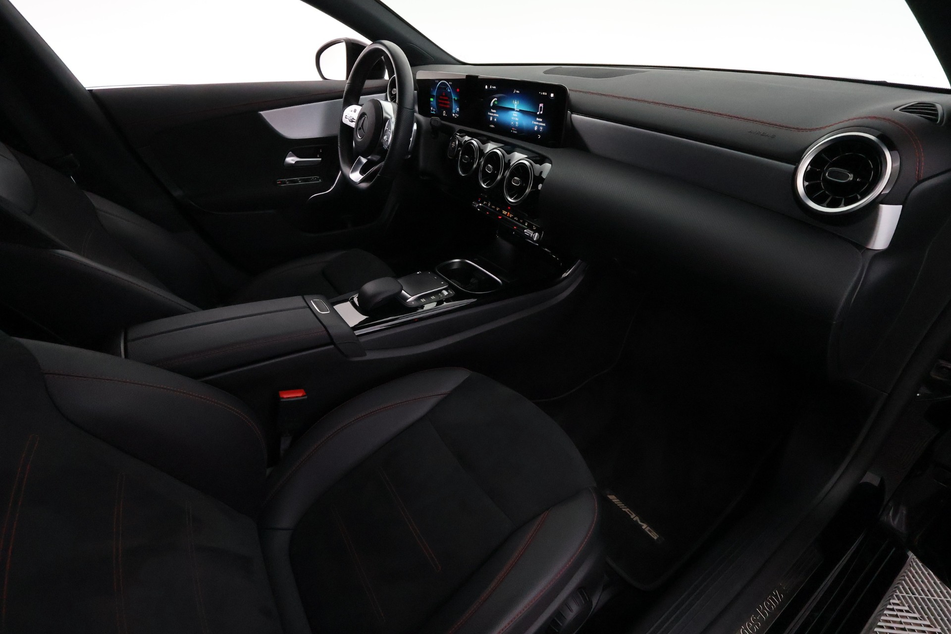 Mercedes-Benz CLA 2022