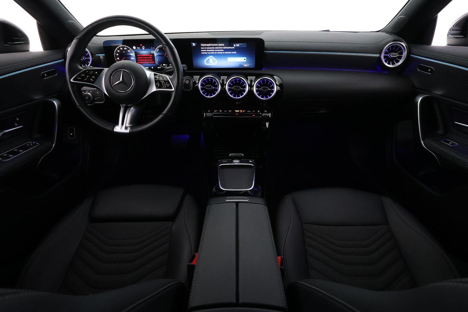 Mercedes-Benz CLA 2024