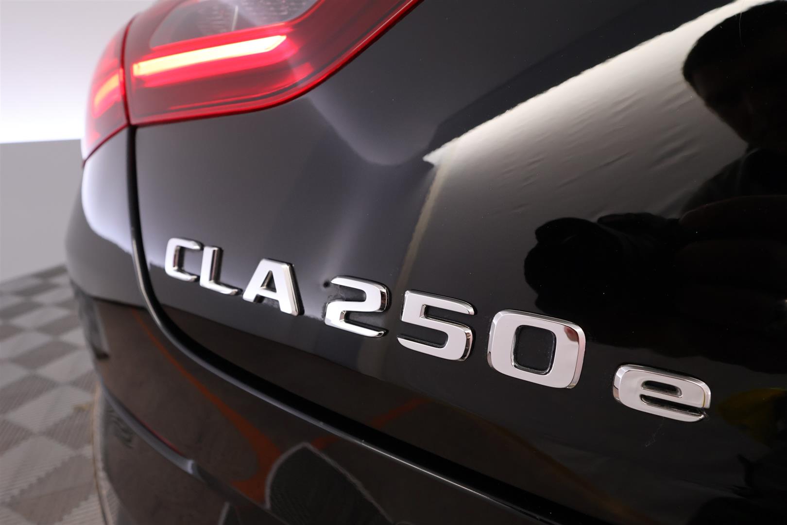 Mercedes-Benz CLA 2024