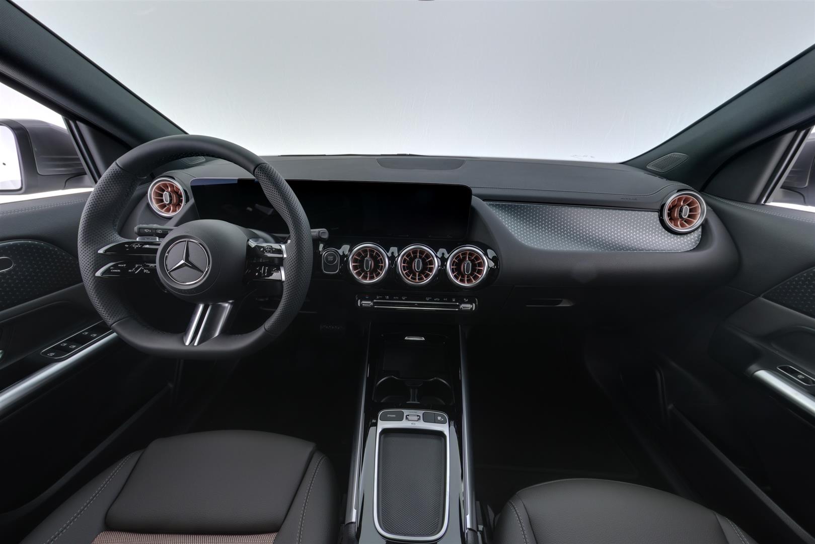 Mercedes-Benz EQA 2025