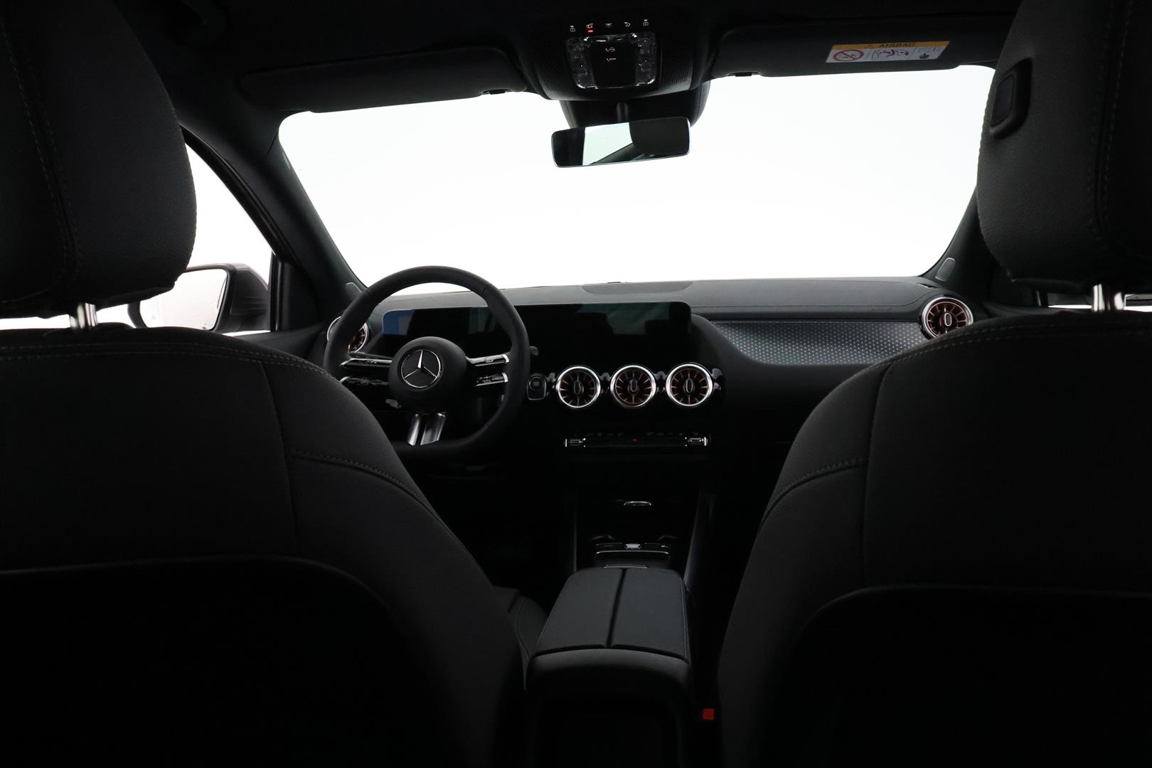 Mercedes-Benz EQA 2025