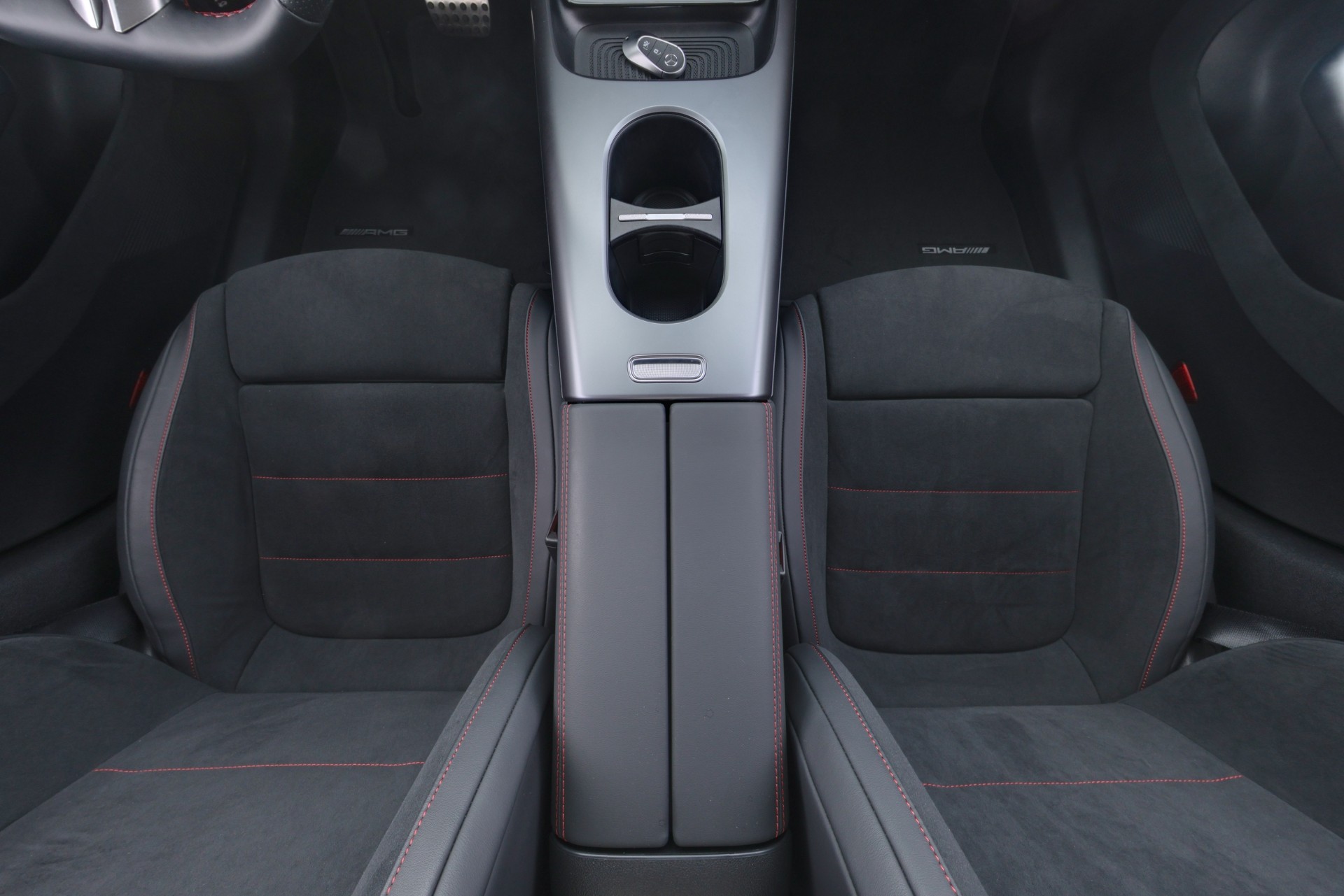 Mercedes-Benz CLA 2025