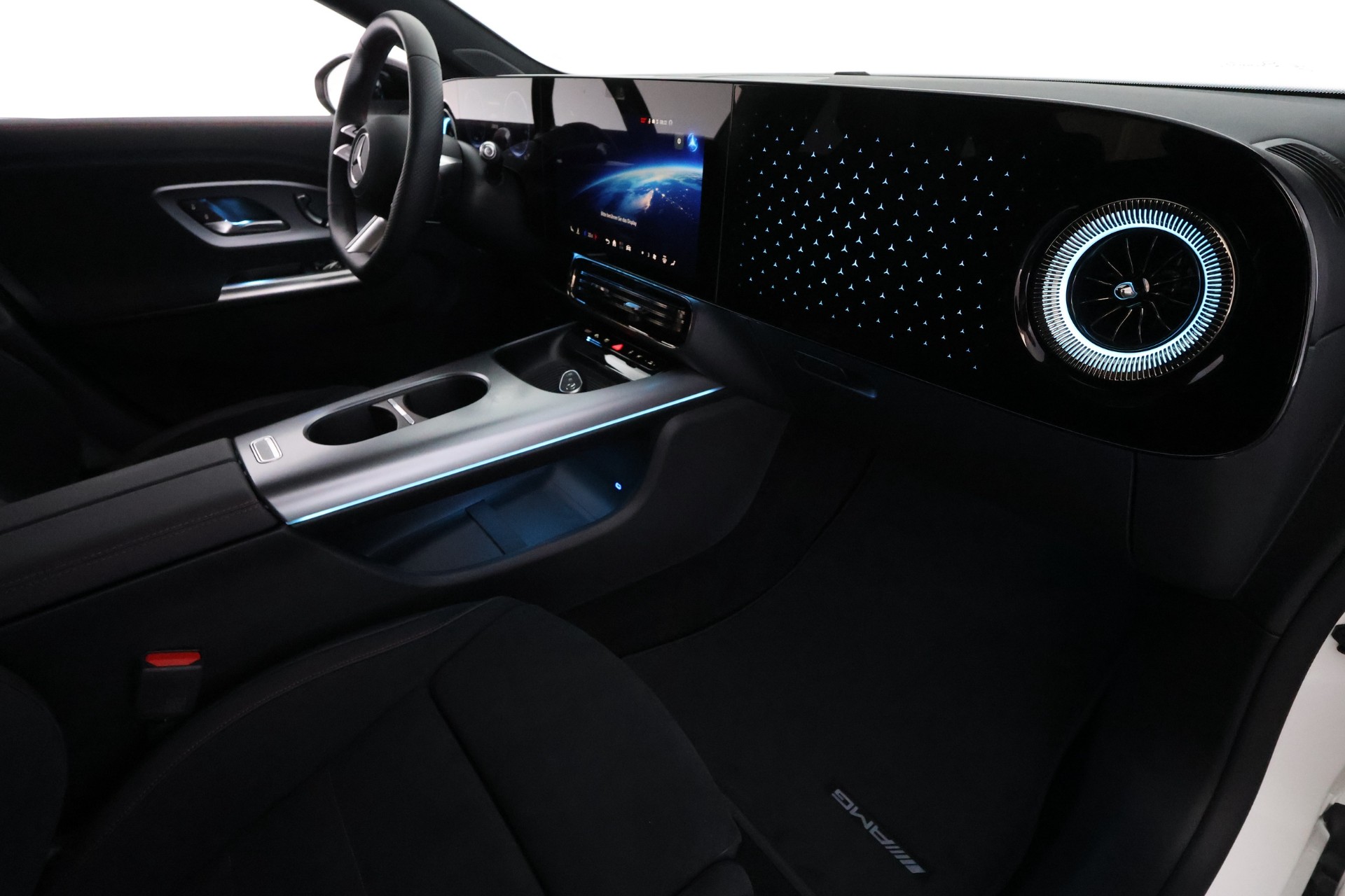 Mercedes-Benz CLA 2025