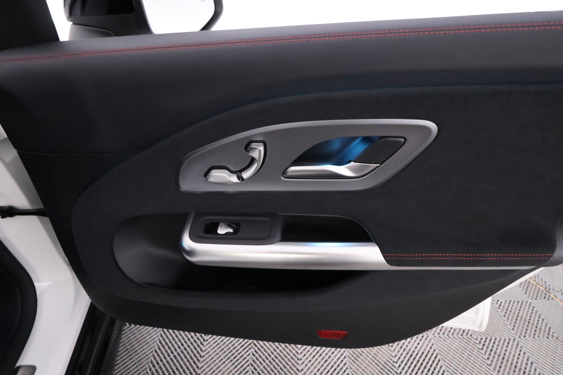 Mercedes-Benz CLA 2025