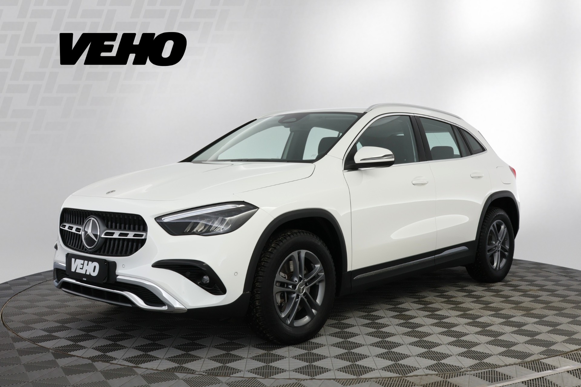 Mercedes-Benz GLA 2023