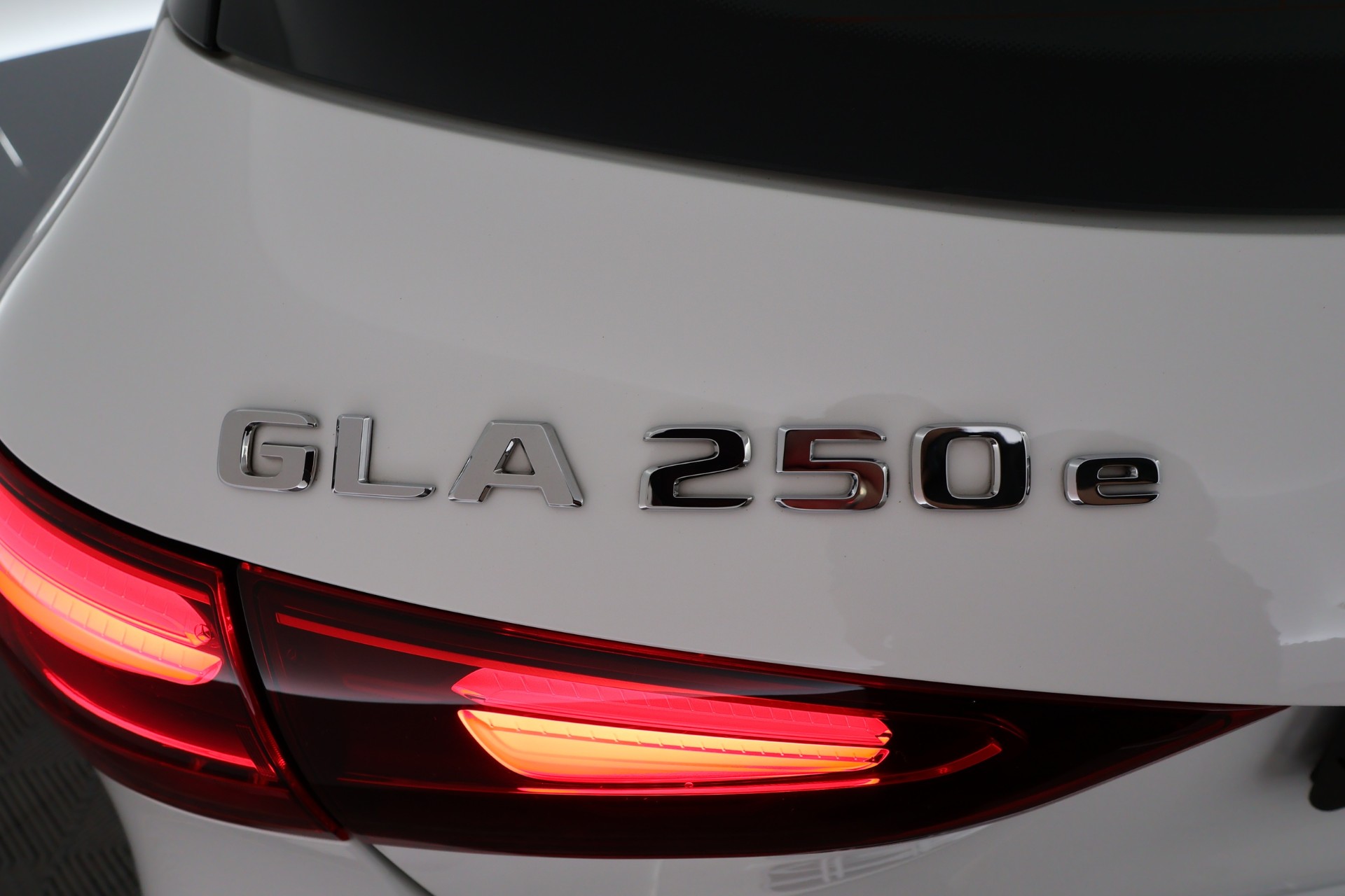 Mercedes-Benz GLA 2023