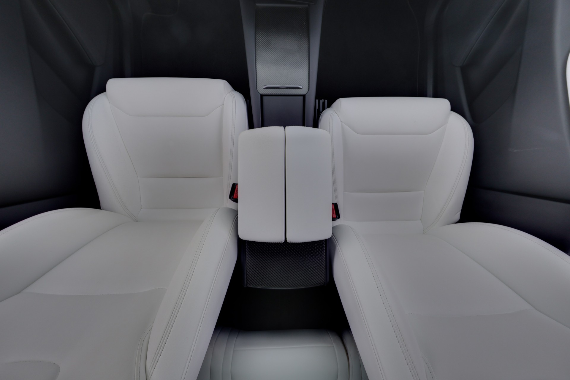 TESLA Model X 2018