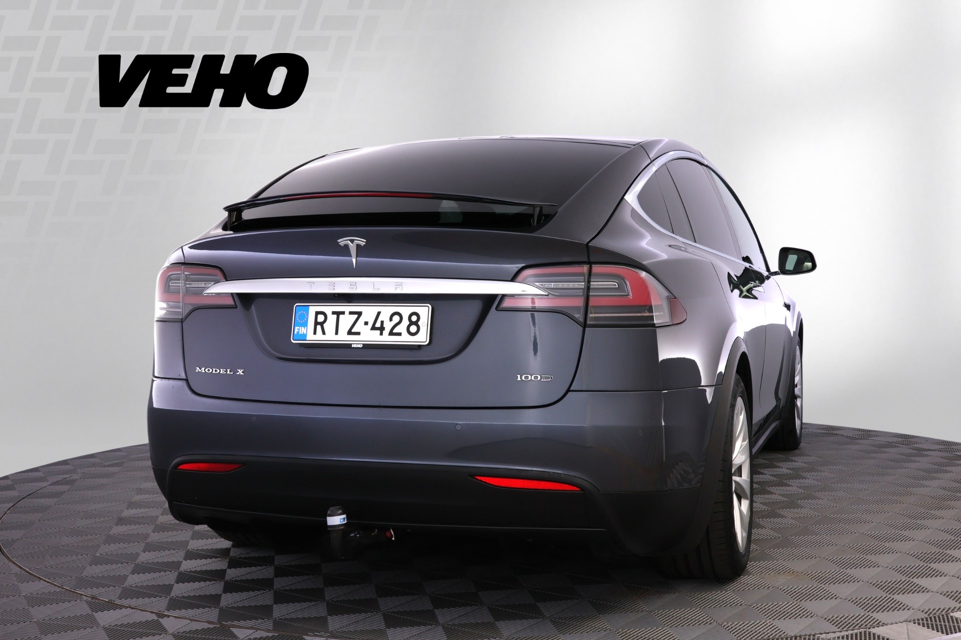 TESLA Model X 2018