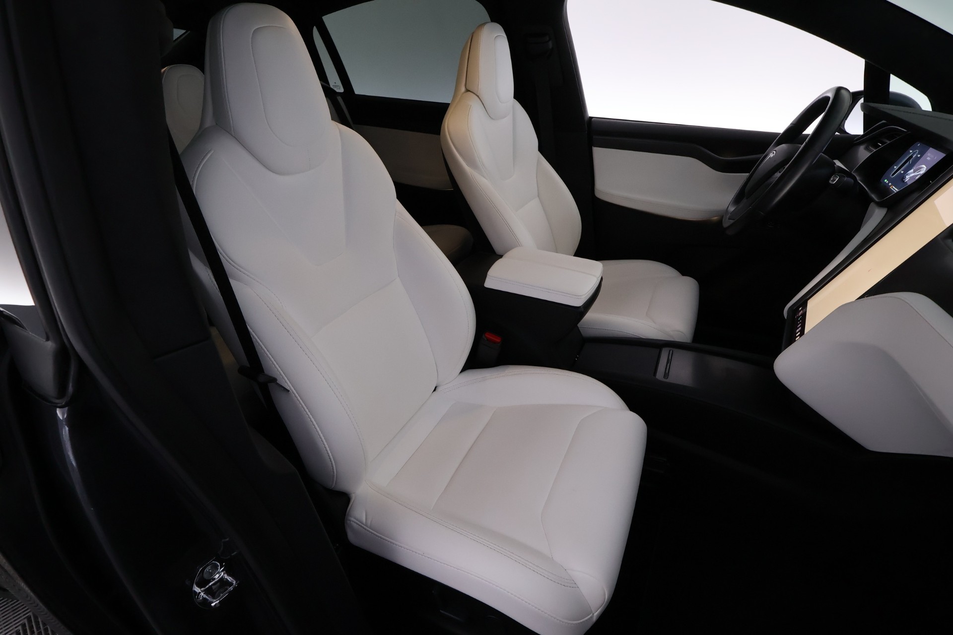 TESLA Model X 2018