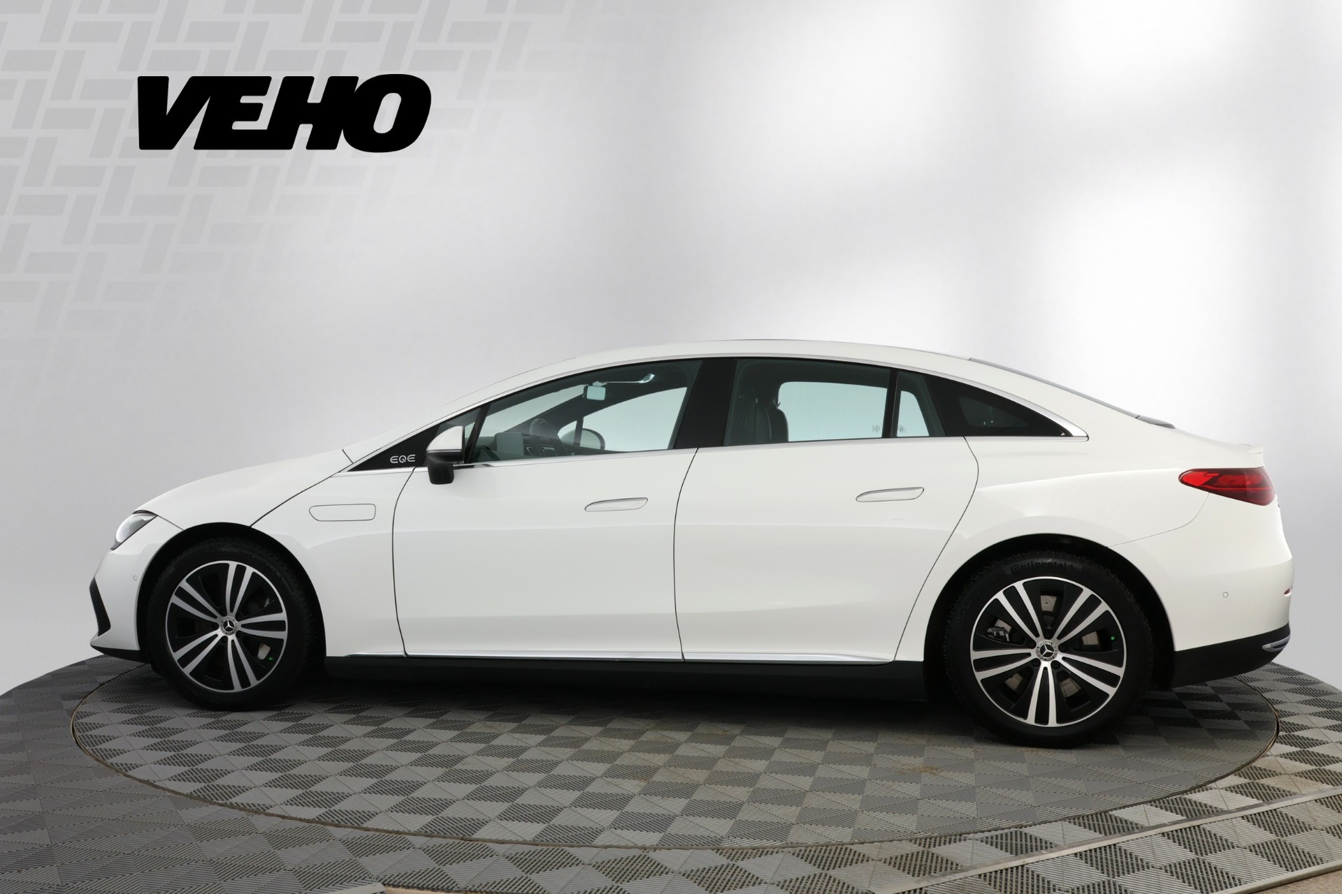 Mercedes-Benz EQE 2023