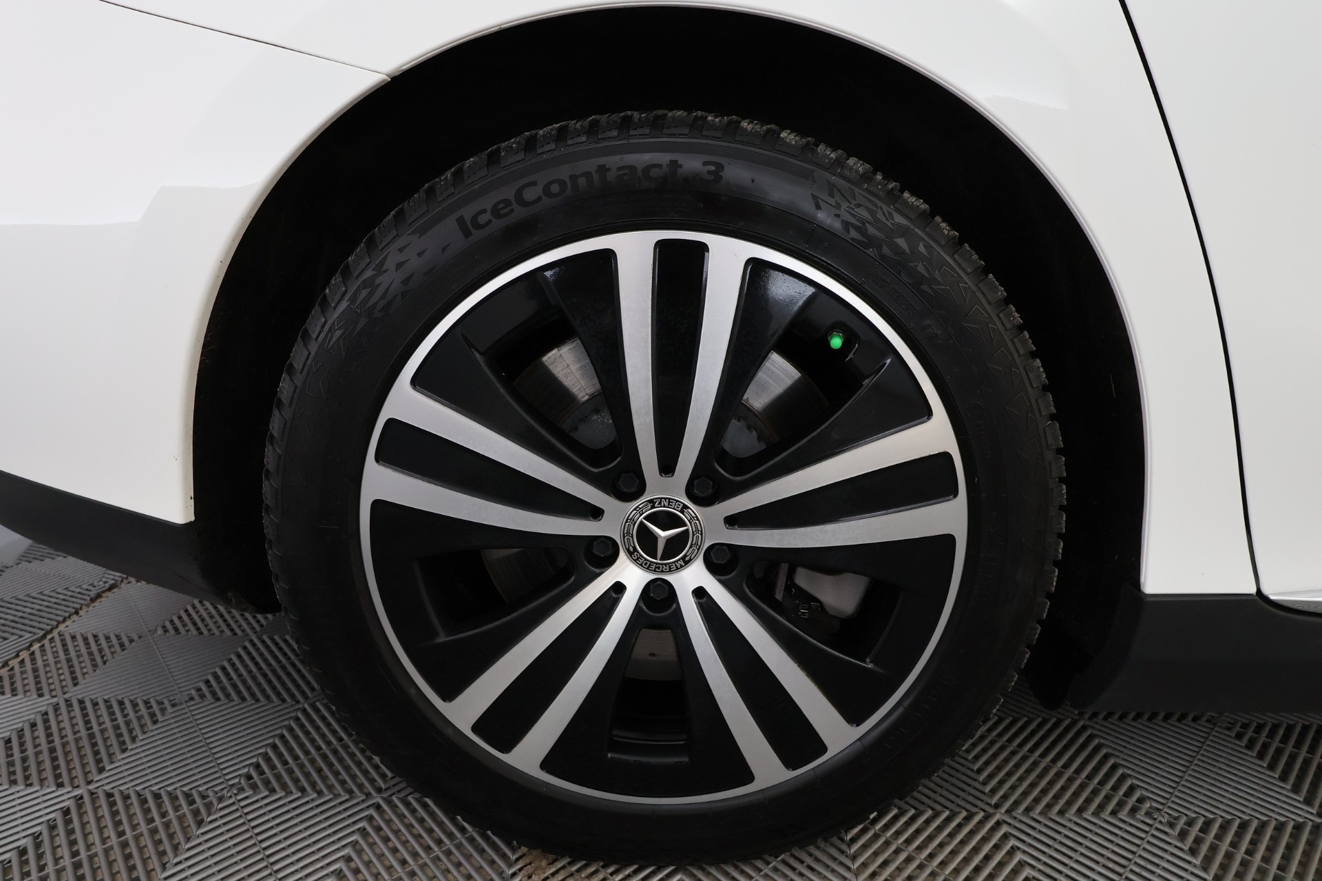 Mercedes-Benz EQE 2023