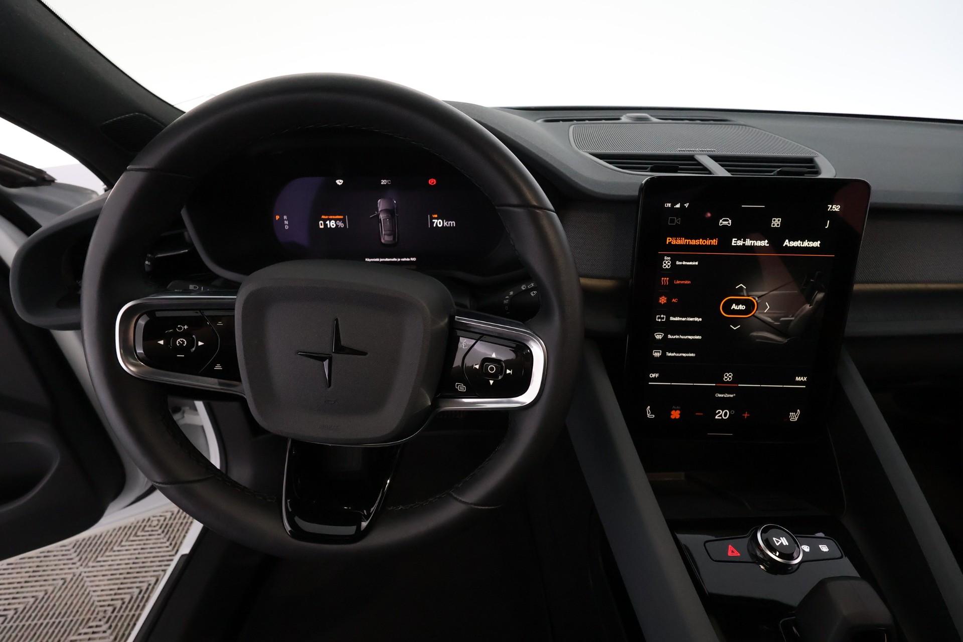 Polestar 2 2023