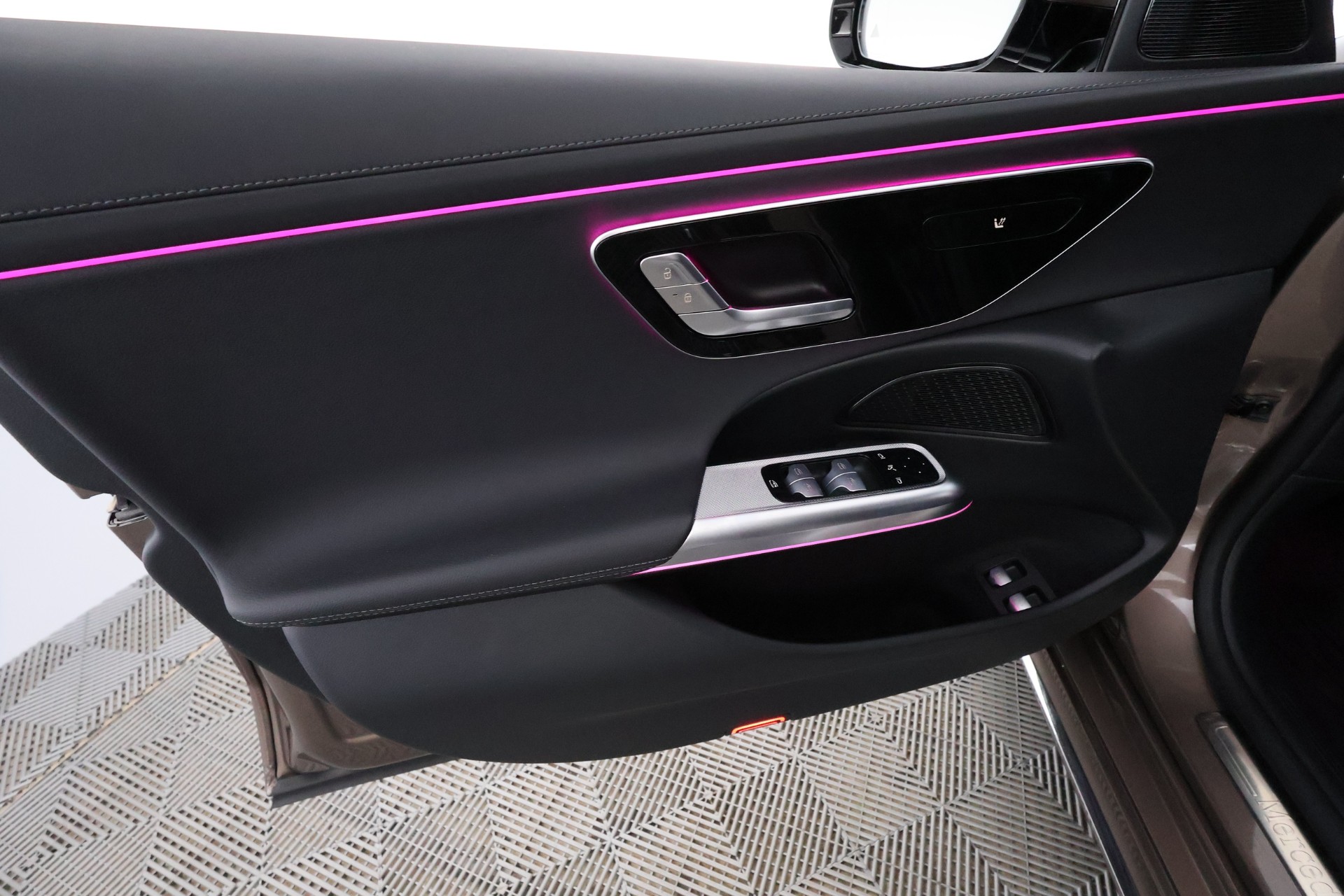 Mercedes-Benz E 2025