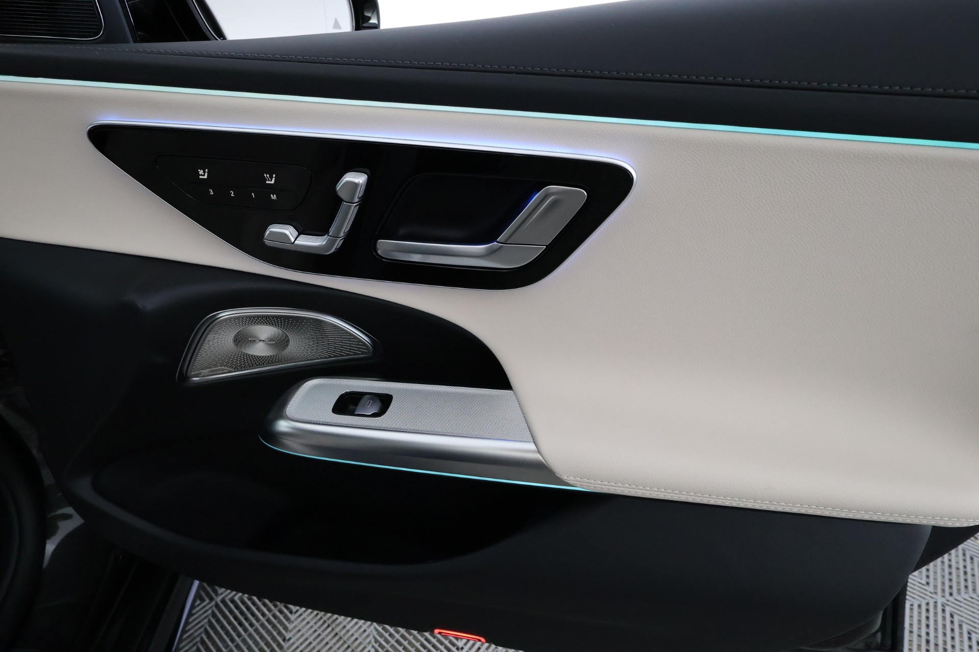 Mercedes-Benz E 2024