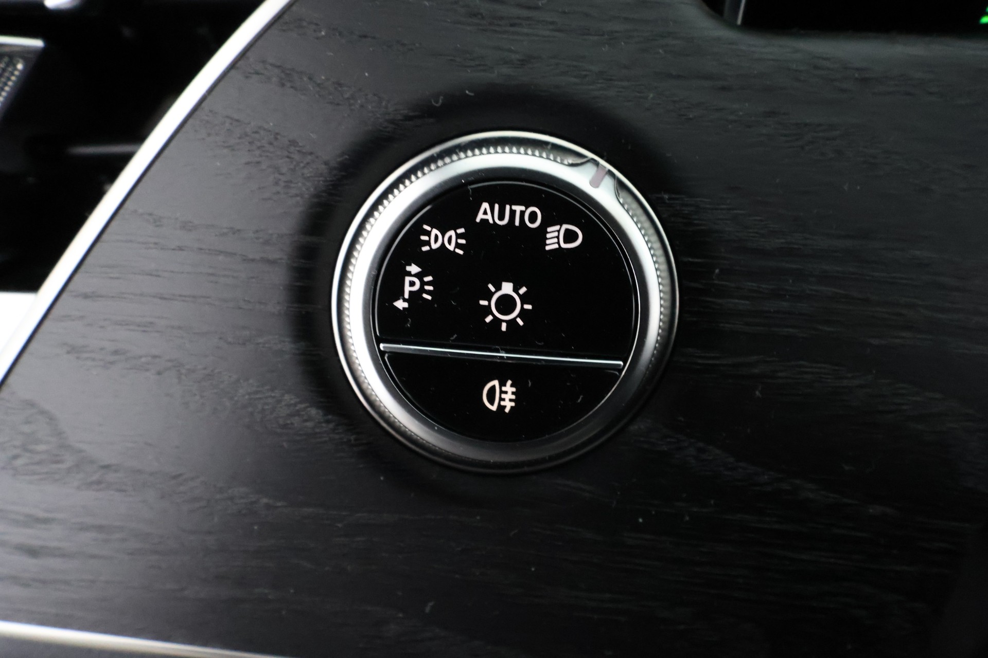 Mercedes-Benz E 2024