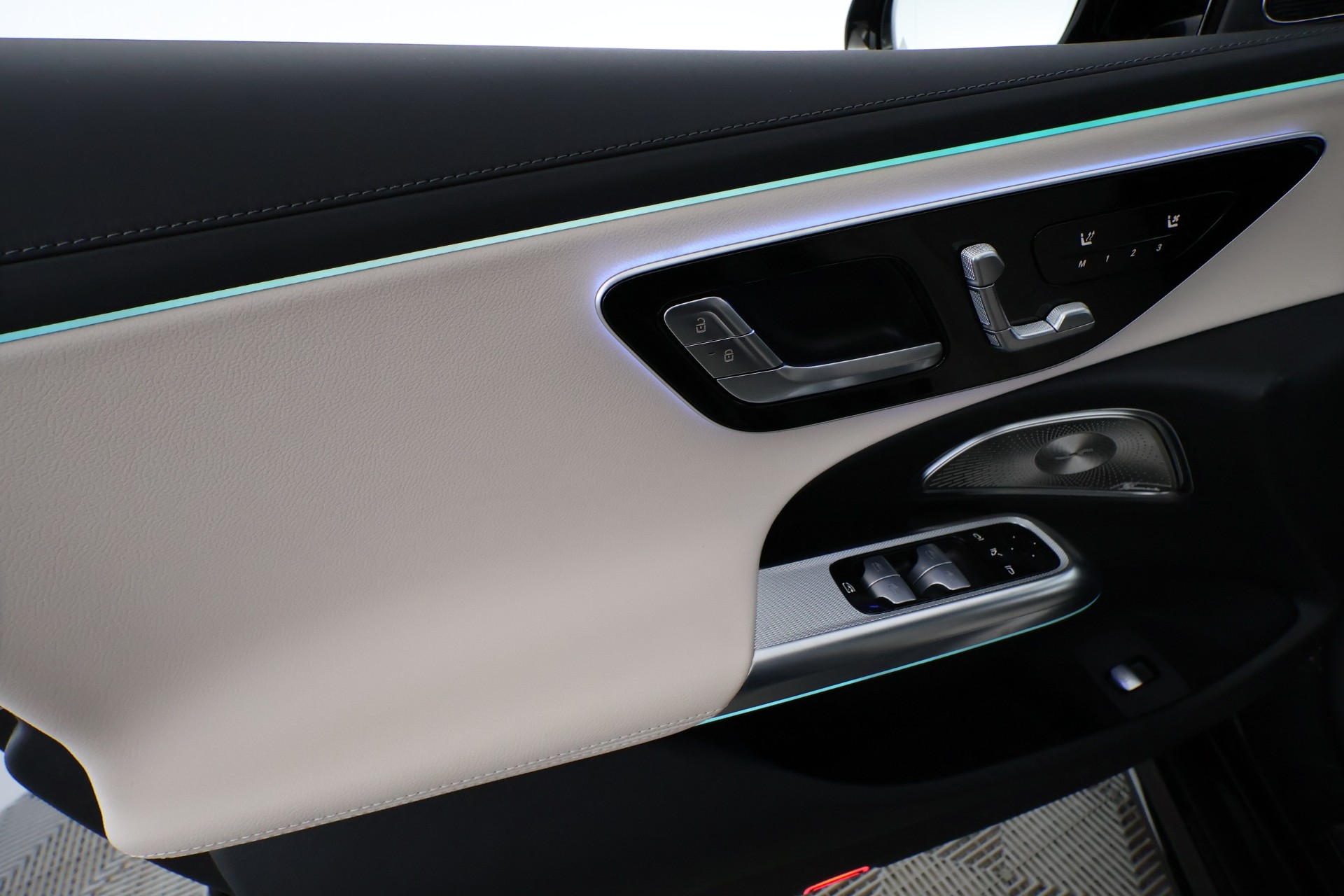 Mercedes-Benz E 2024