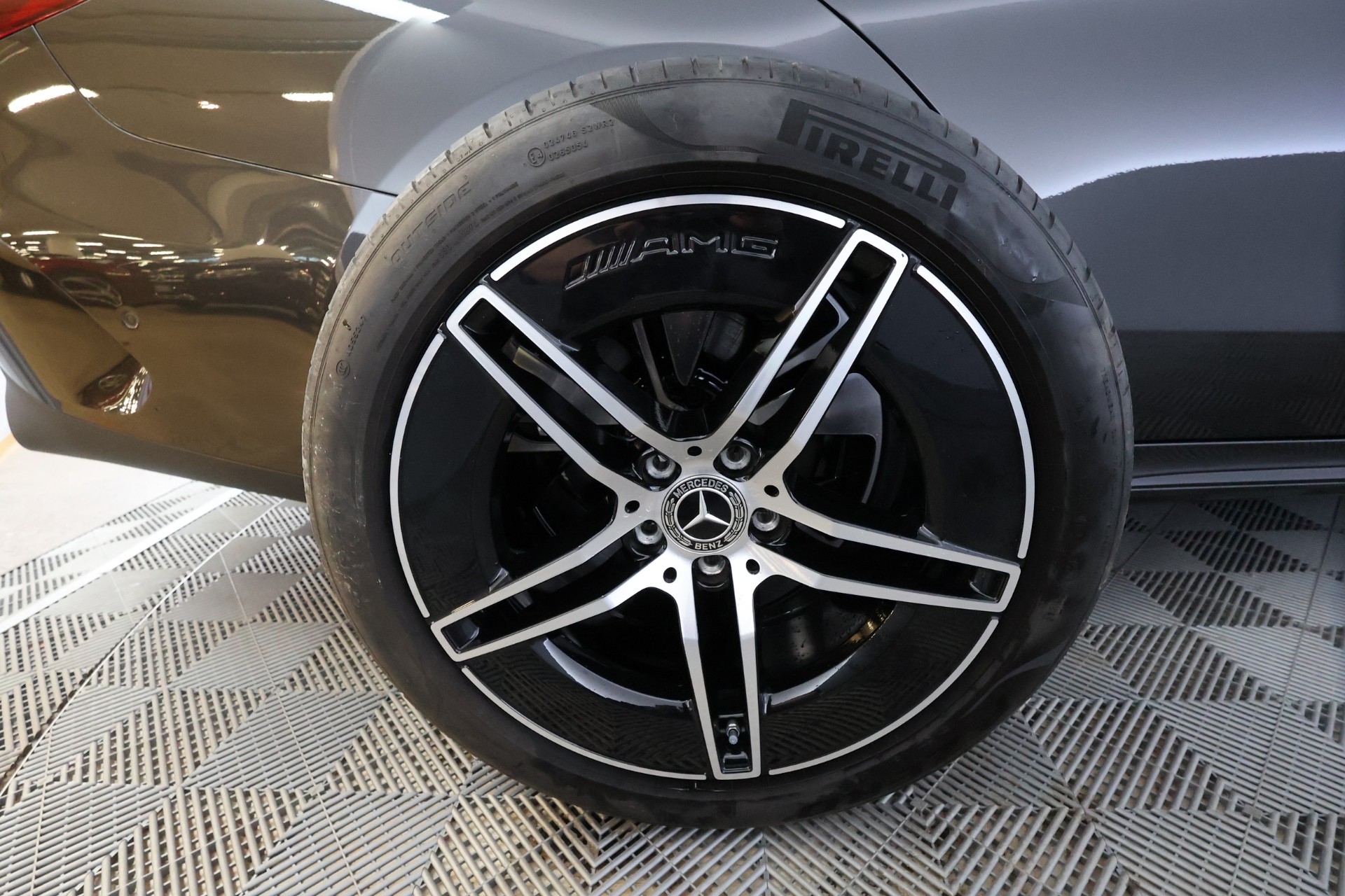 Mercedes-Benz E 2024