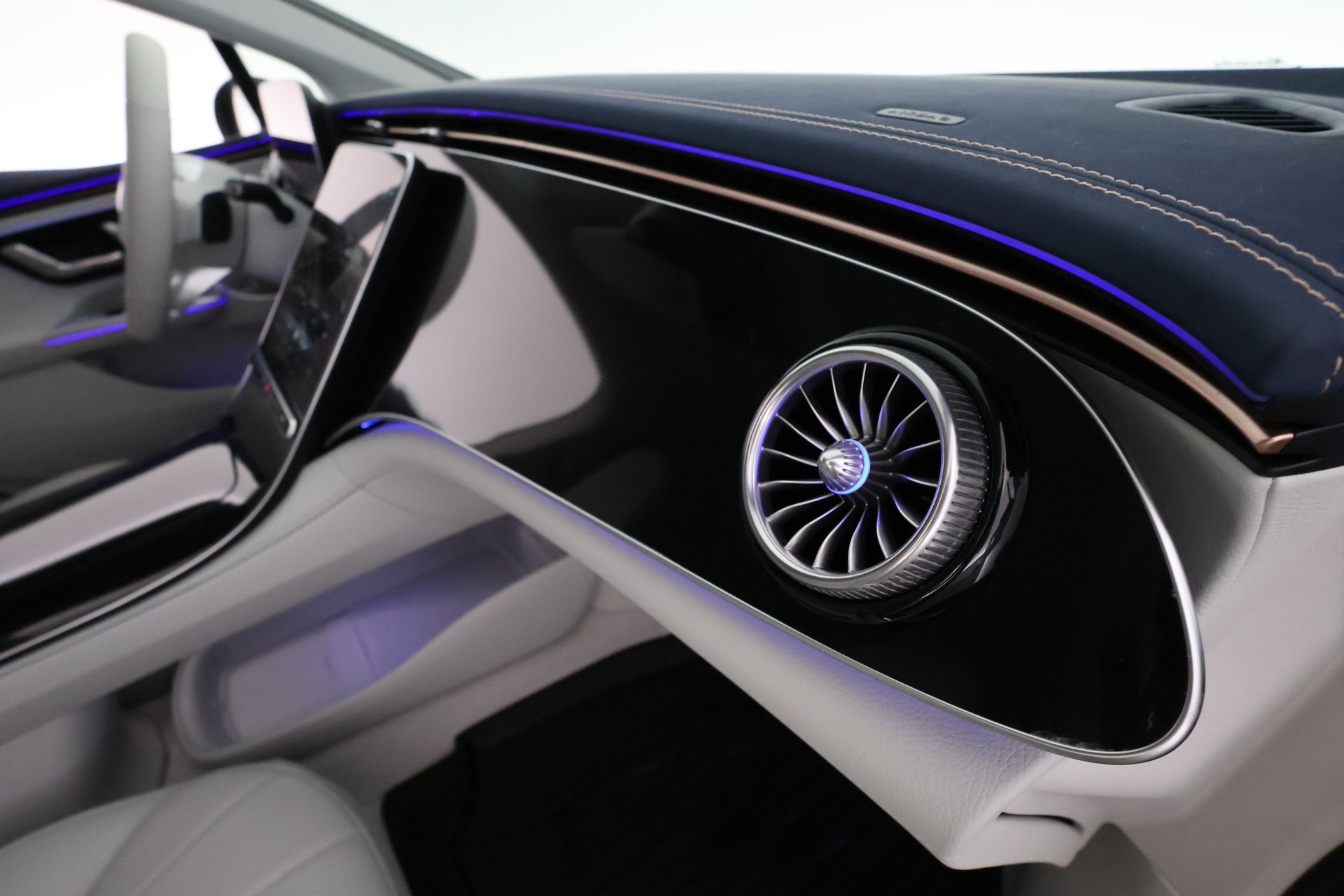 Mercedes-Benz EQE 2025
